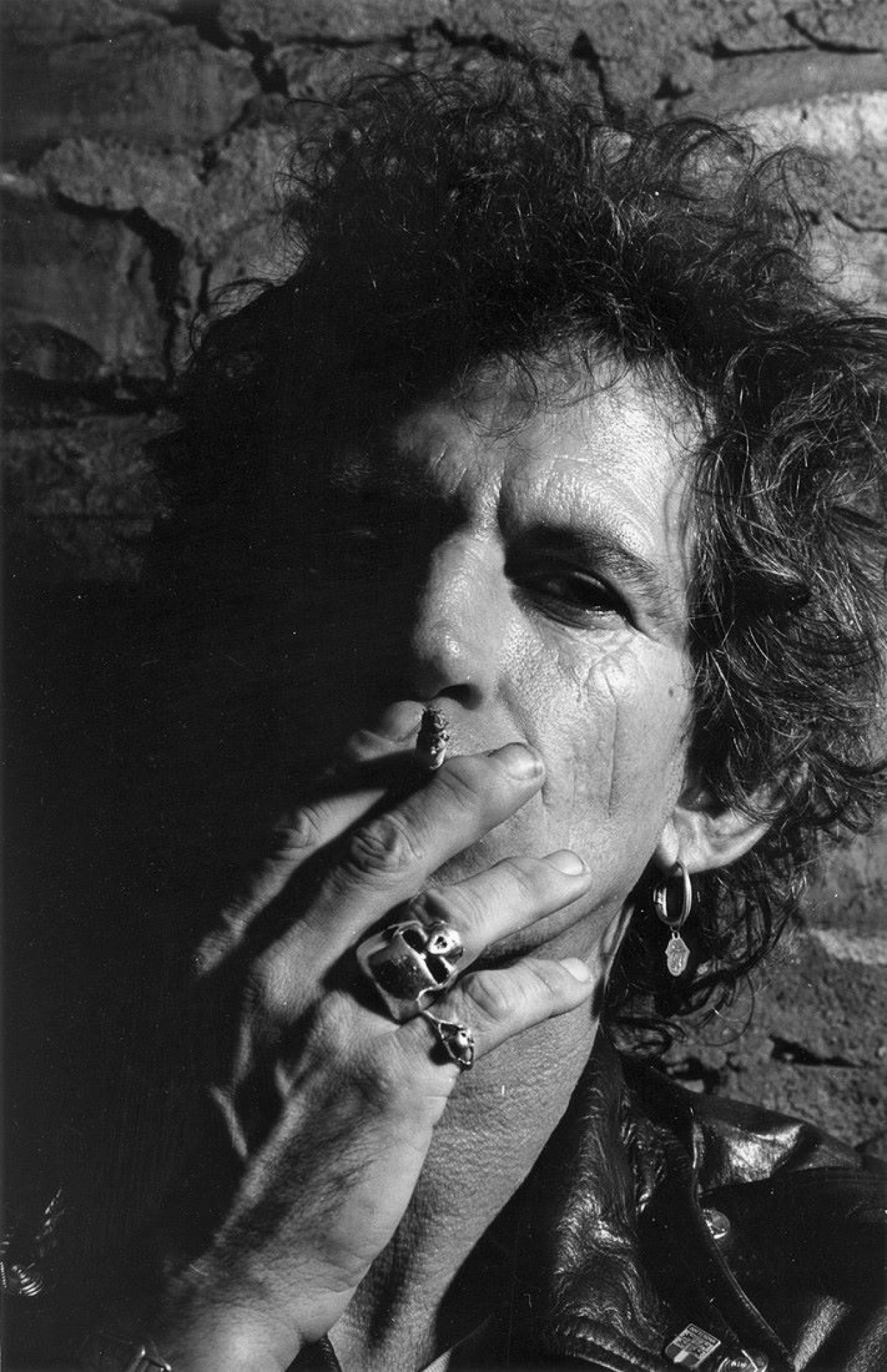 Auf diesem Bild ist das folgende Kunstwerk zu sehen: Gottfried Helnwein. Keith Richards. 1990.