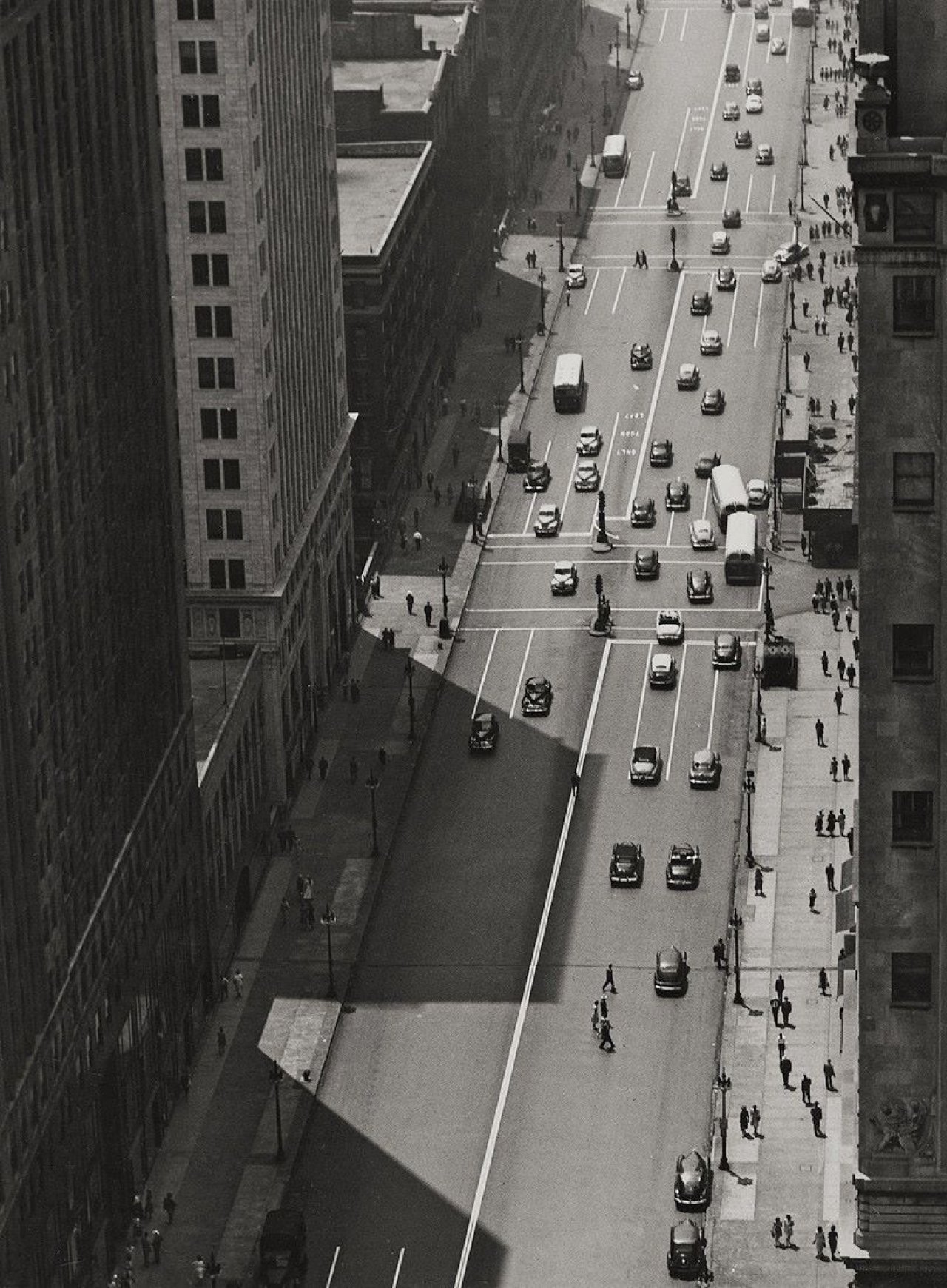 Auf diesem Bild ist das folgende Kunstwerk zu sehen: Todd Webb. „Michigan Ave, Chicago Ill.“. 1946.