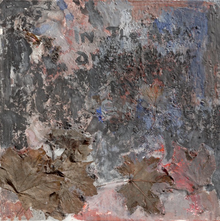 Auf diesem Bild ist das folgende Kunstwerk zu sehen: Anna Boghiguian. Ohne Titel (Flowers for Gandhi). 2011.