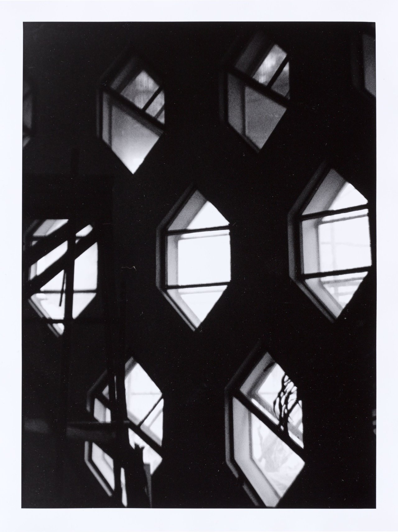 This picture shows the following artwork: Günther Förg. ”Architecture. Moscow 1923-1941”. 1995/1996.