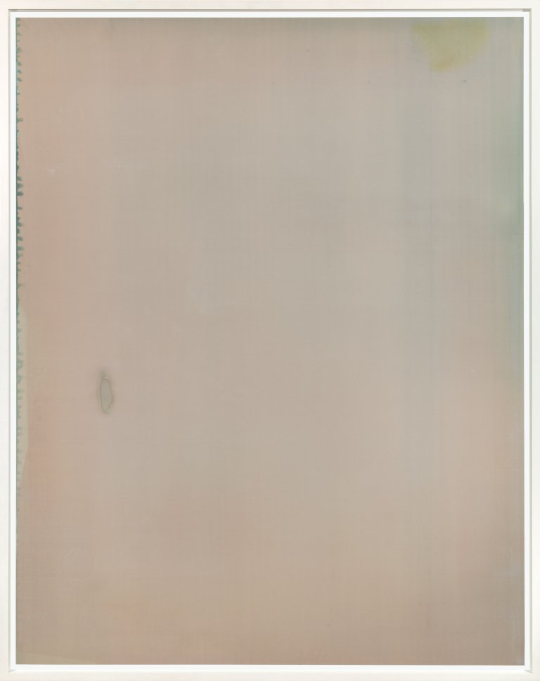 Auf diesem Bild ist das folgende Kunstwerk zu sehen: Wolfgang Tillmans. Silver 50. 2006.