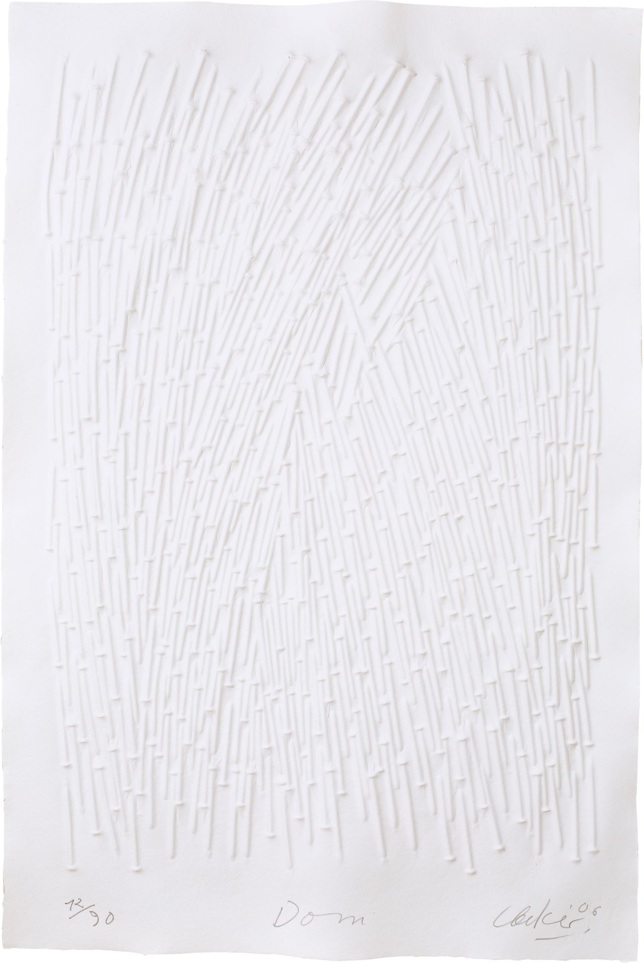 Auf diesem Bild ist das folgende Kunstwerk zu sehen: Günther Uecker. „Dom“. 2006.