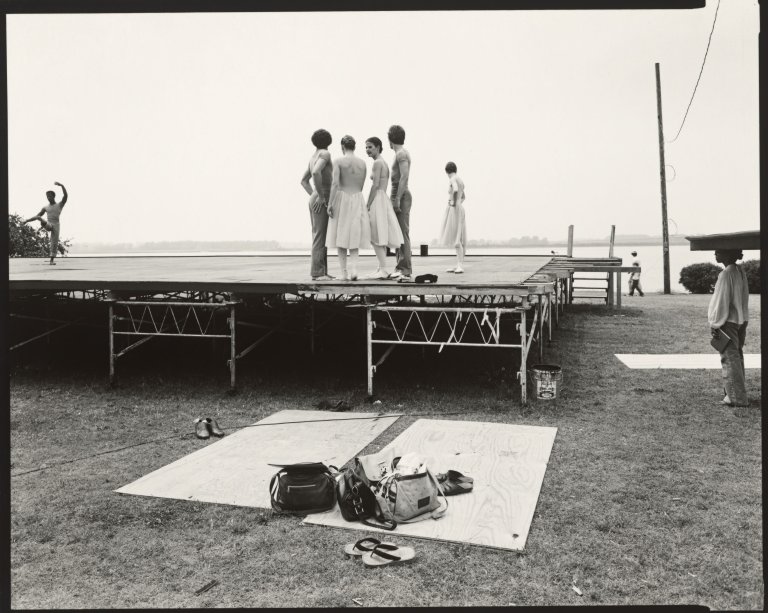 Auf diesem Bild ist das folgende Kunstwerk zu sehen: Nicholas Nixon. „Memphis, Tennessee“. 1978.
