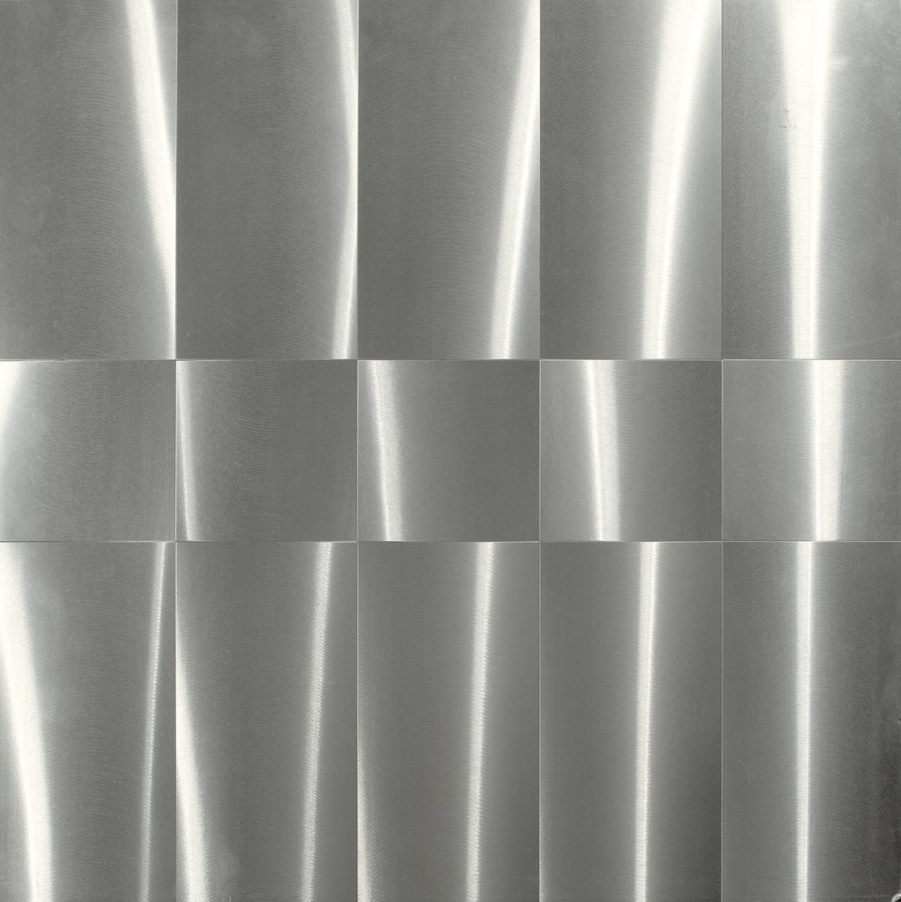 Auf diesem Bild ist das folgende Kunstwerk zu sehen: Getulio Alviani. Ohne Titel. 1966.
