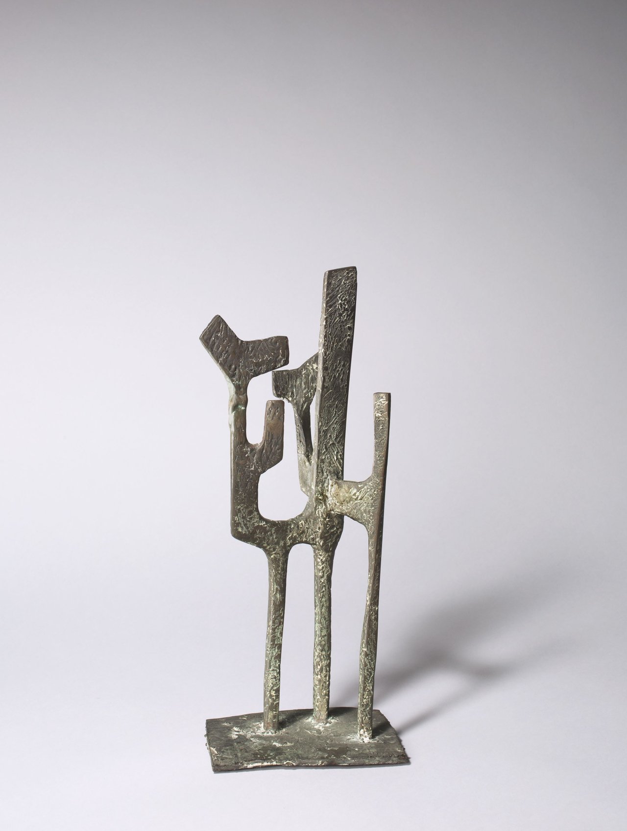 Auf diesem Bild ist das folgende Kunstwerk zu sehen: Otto Herbert Hajek. „Räumliche Konstruktion 5“. 1956.