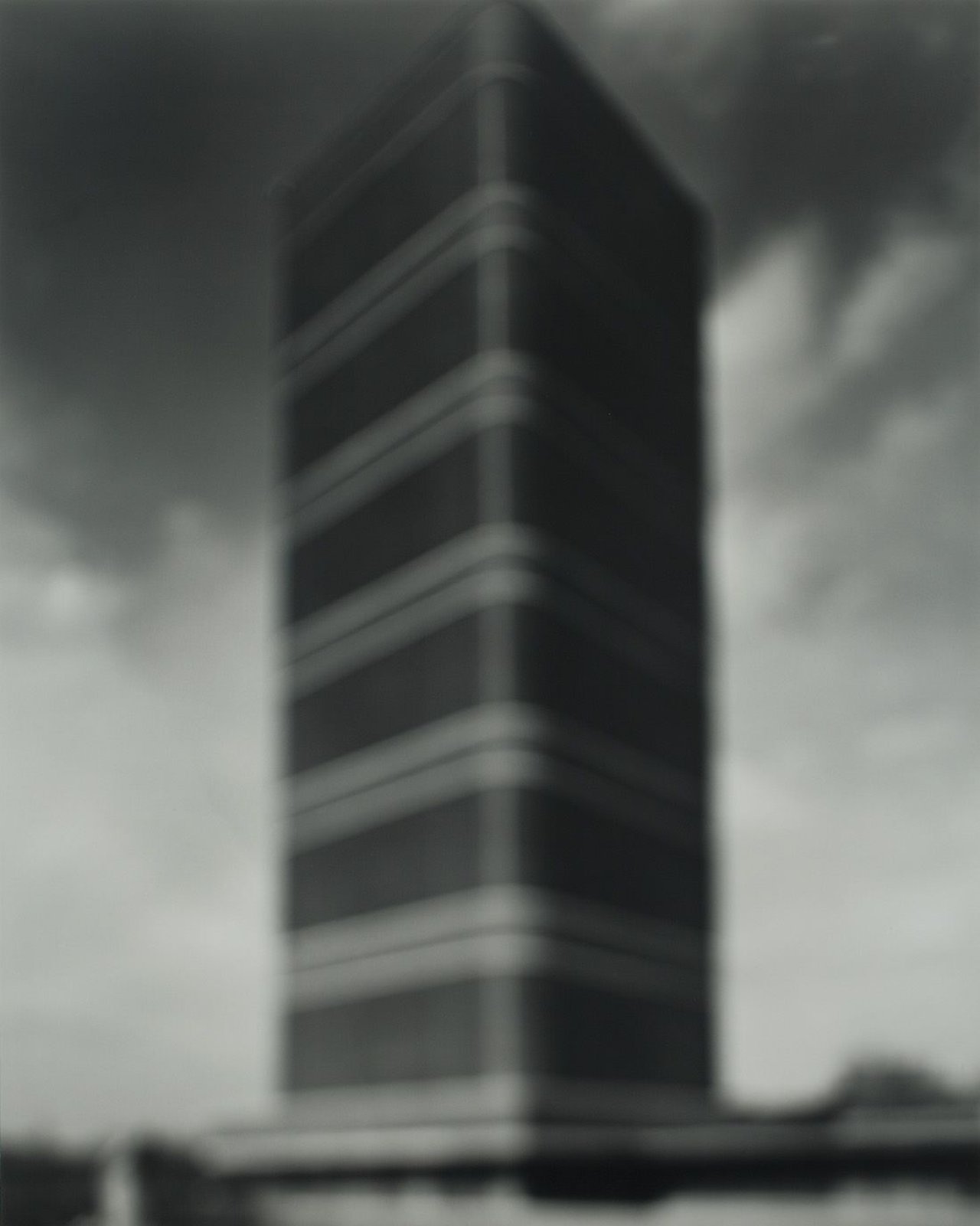 Auf diesem Bild ist das folgende Kunstwerk zu sehen: Hiroshi Sugimoto. „S.C. Johnson Building“. 2001.
