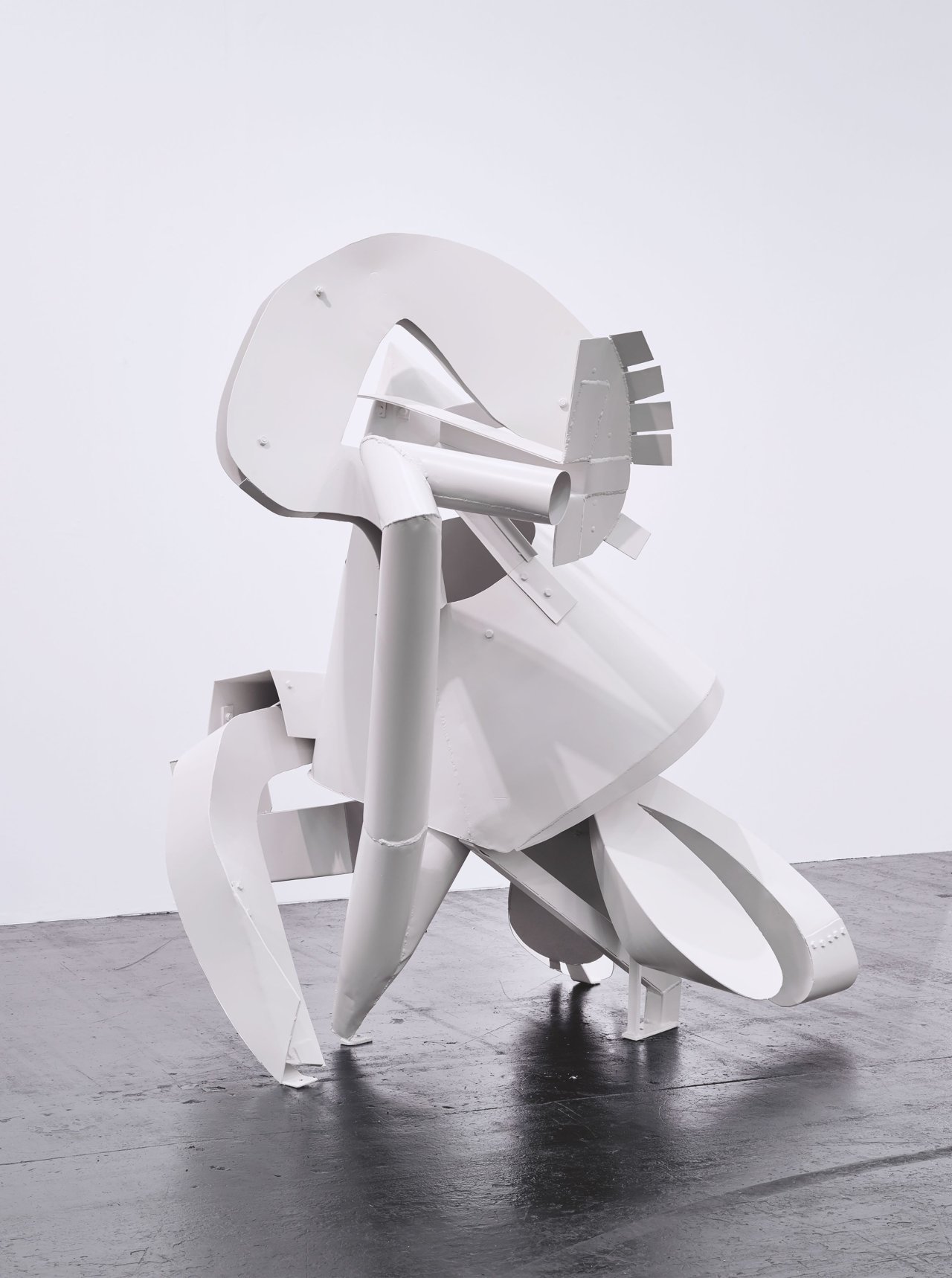 Auf diesem Bild ist das folgende Kunstwerk zu sehen: Thomas Kiesewetter. „Denker“. 2013.