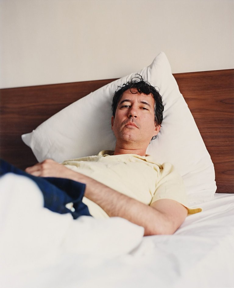 Auf diesem Bild ist das folgende Kunstwerk zu sehen: Albrecht Fuchs. „Raymond Pettibon, Köln“. 2001/2007.