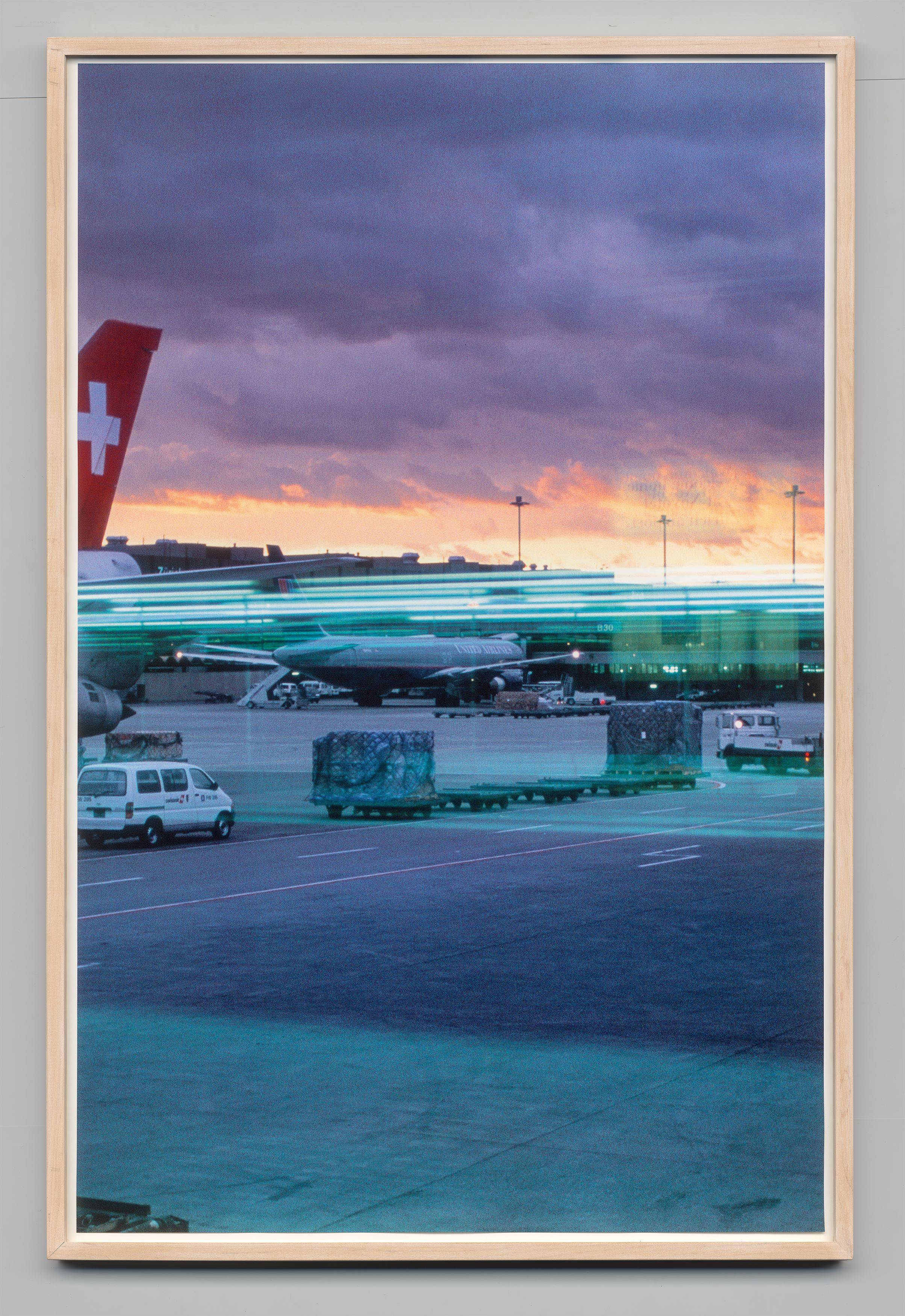 This picture shows the following artwork: Peter Fischli and David Weiss. ”Ohne Titel (Airport Zürich, 2000)”. 2000/2007.