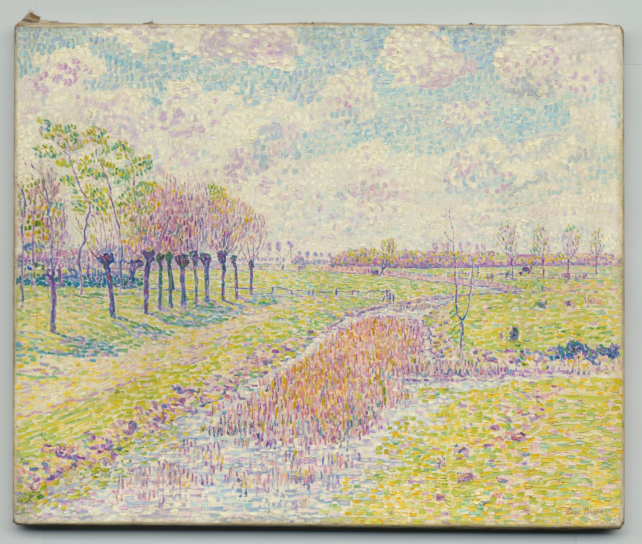 Auf diesem Bild ist das folgende Kunstwerk zu sehen: Paul Baum. „Kopfweidenreihe an sonnigen Frühlingswiesen mit schilfgrasdurchwachsenem Bach“ („Frühlingslandschaft mit Wasserlauf“). Um 1906.