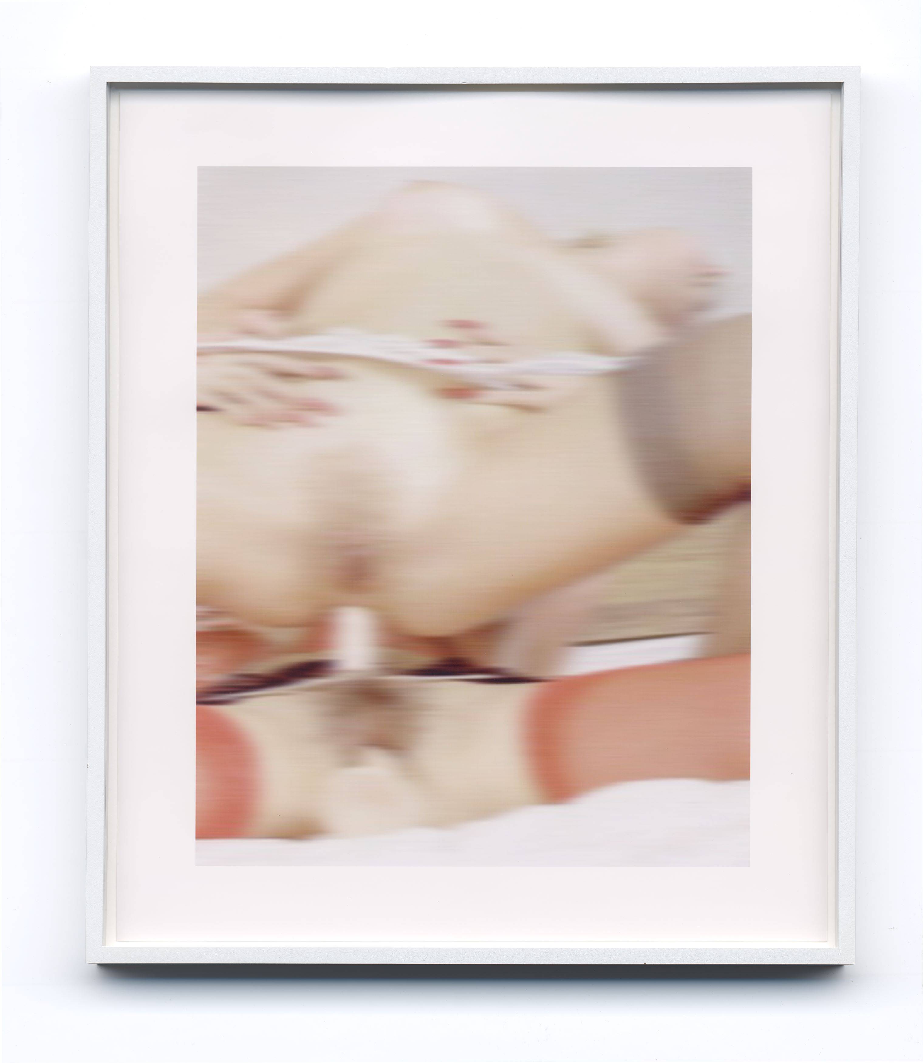 Auf diesem Bild ist das folgende Kunstwerk zu sehen:  Mappenwerk. „Printed Matter Photography Portfolio V: [Untitled/Nudes] Curated by Larry Clark“. 2004.