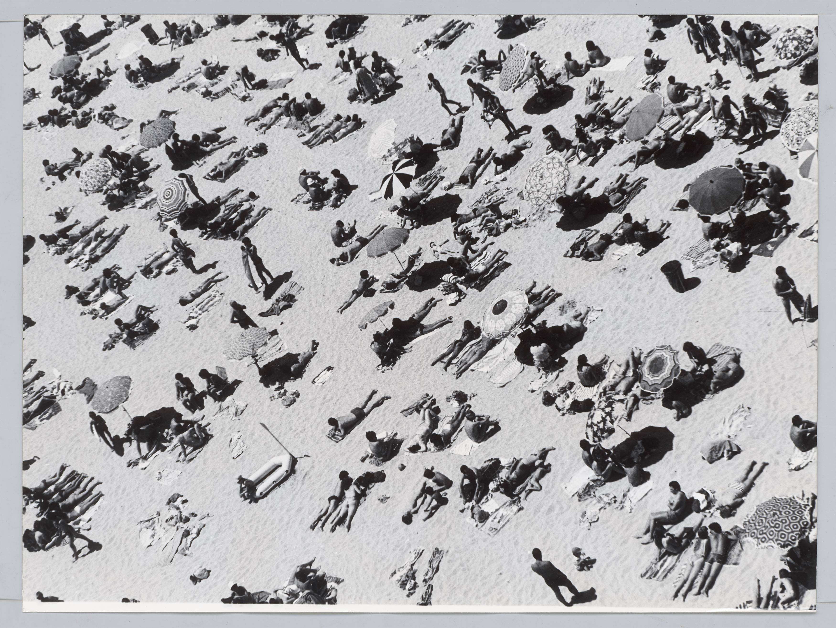 This picture shows the following artwork: Wolfgang Krolow. ”Portugal, Emerald