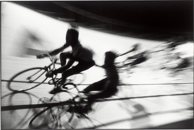 This picture shows the following artwork: Robert Lebeck. ”6 Tage Rennen”. 1964.