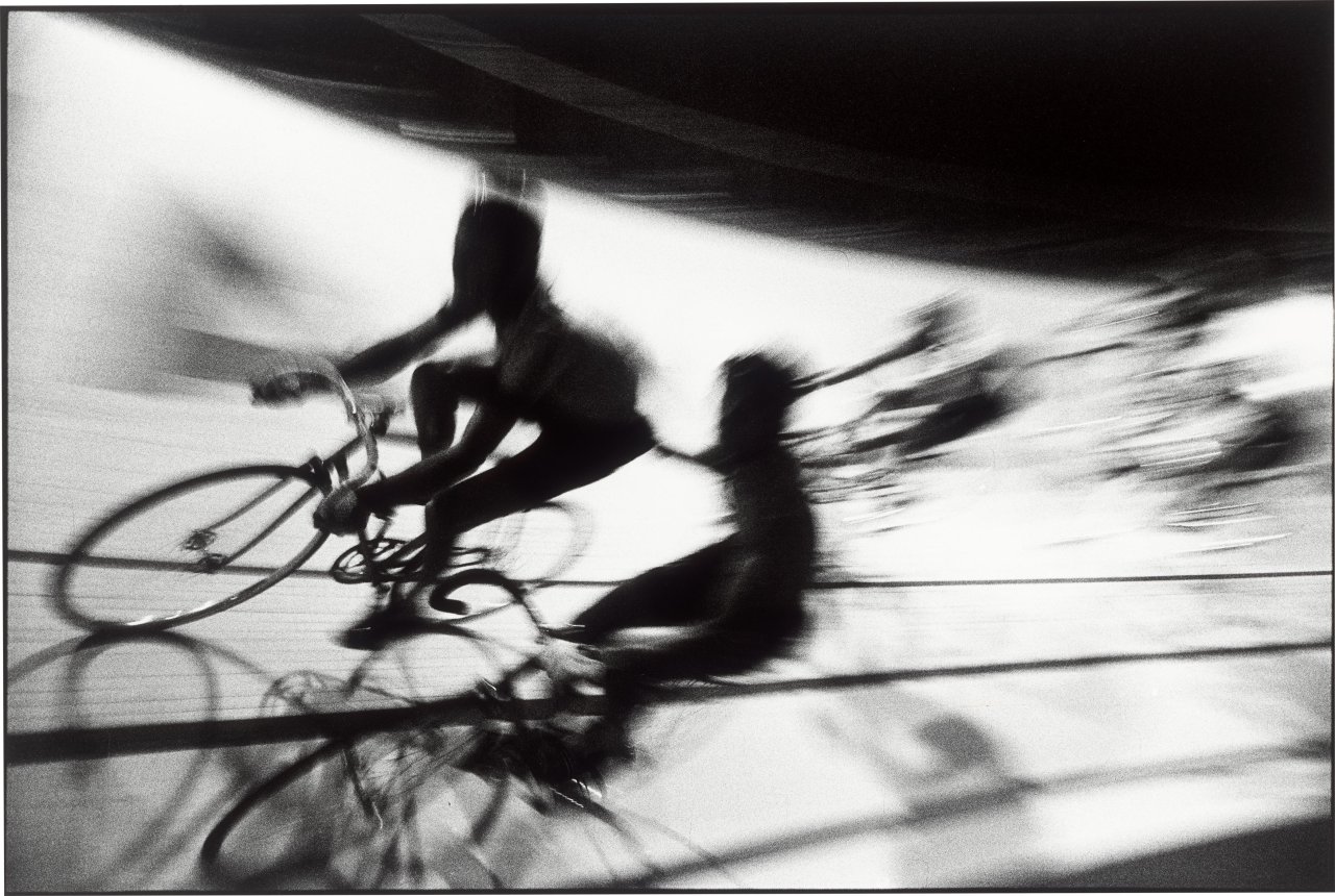 This picture shows the following artwork: Robert Lebeck. ”6 Tage Rennen”. 1964.