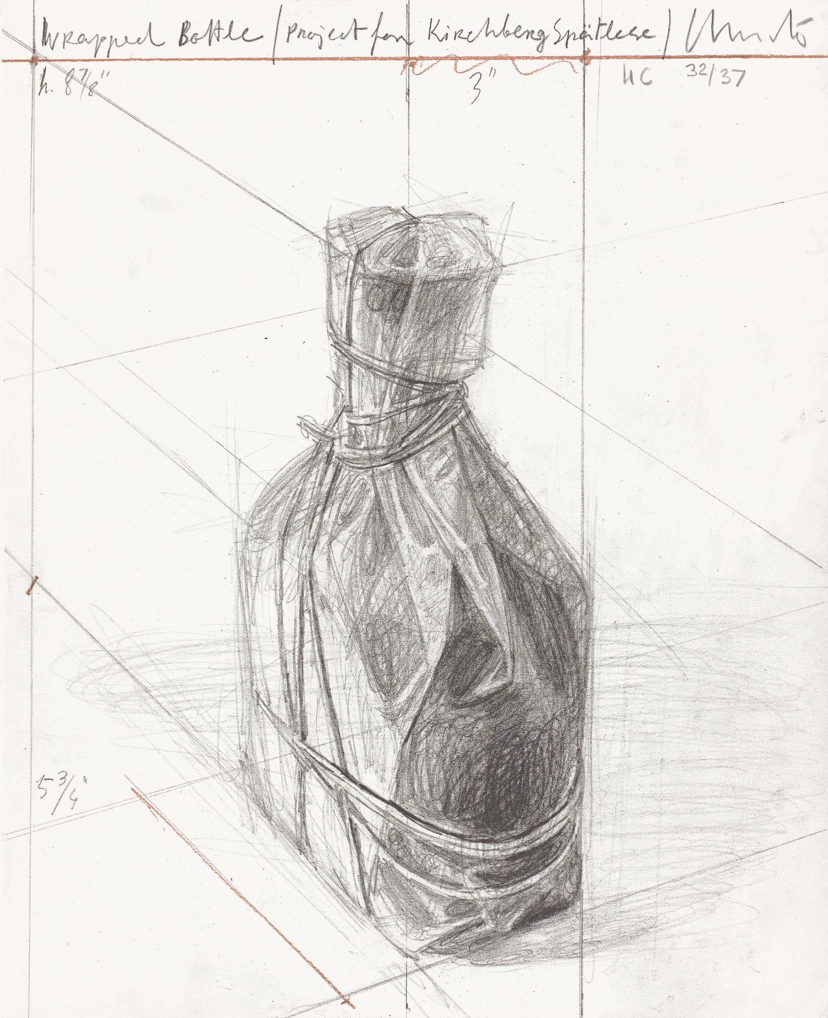 Auf diesem Bild ist das folgende Kunstwerk zu sehen:  Christo und Jeanne-Claude. „Wrapped Bottle“. 2002.