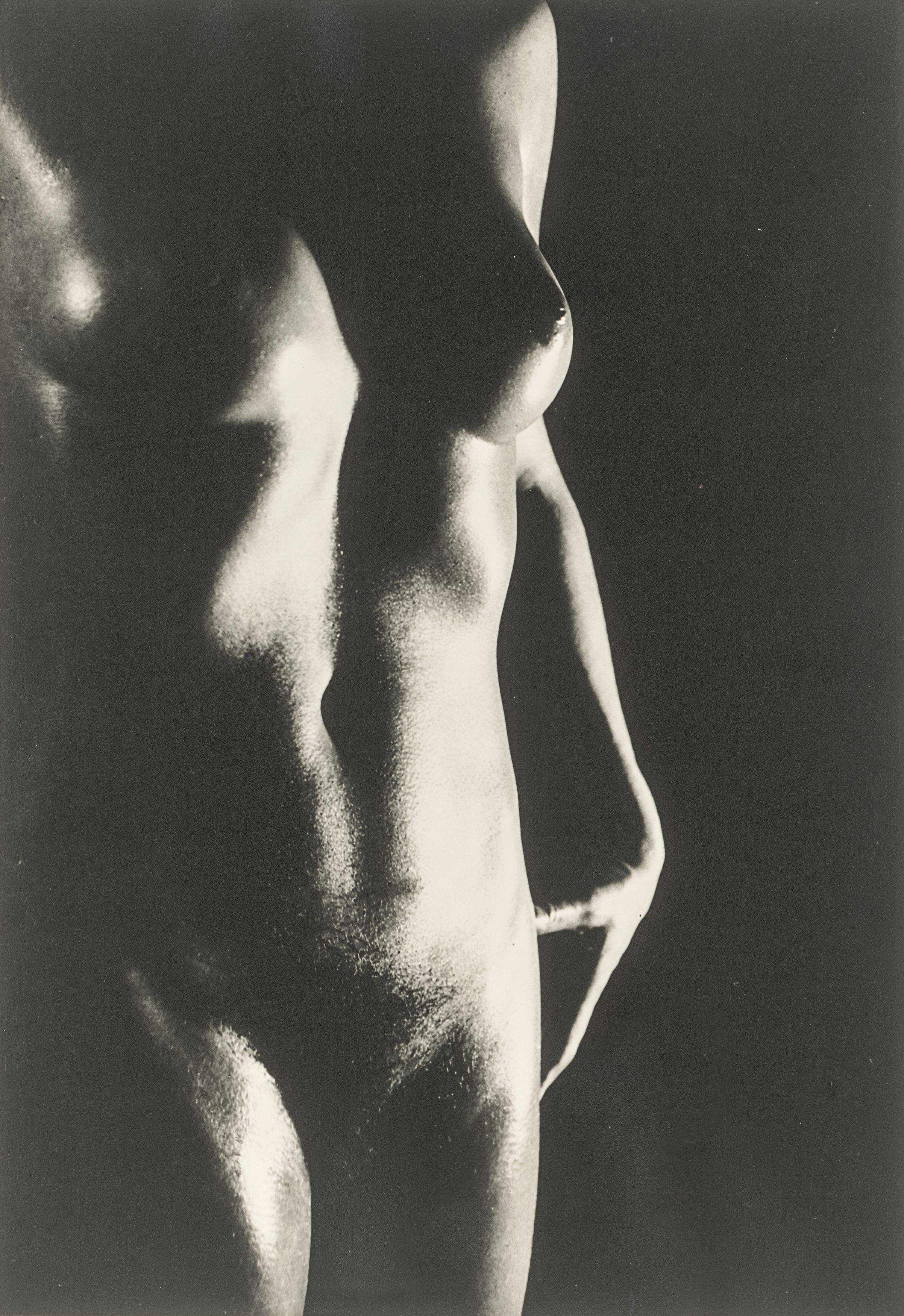 Auf diesem Bild ist das folgende Kunstwerk zu sehen: Heinz Hajek-Halke. Heinz Hajek-Halke. Mappe mit 12 Reprints aus den Jahren 1927–1960.
