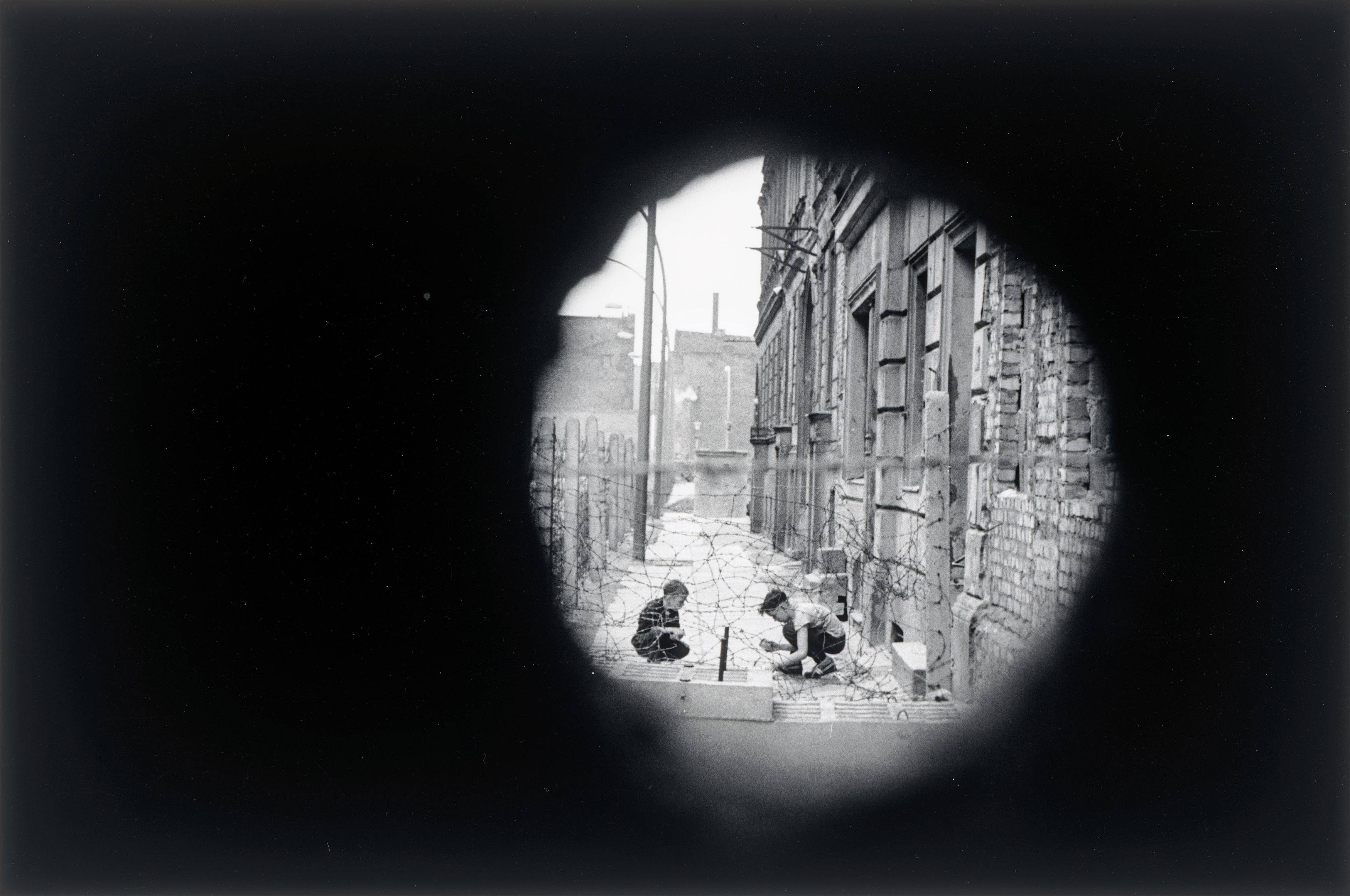 Auf diesem Bild ist das folgende Kunstwerk zu sehen: Norbert Bunge. „Berlin, Kreuzberg