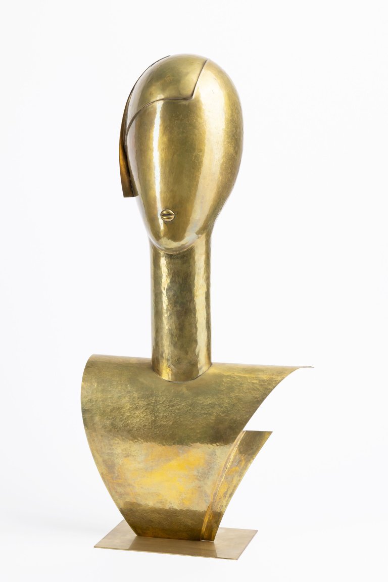 Auf diesem Bild ist das folgende Kunstwerk zu sehen: Franz Hagenauer (Werkstatt). Frauenkopf. Um 1930.