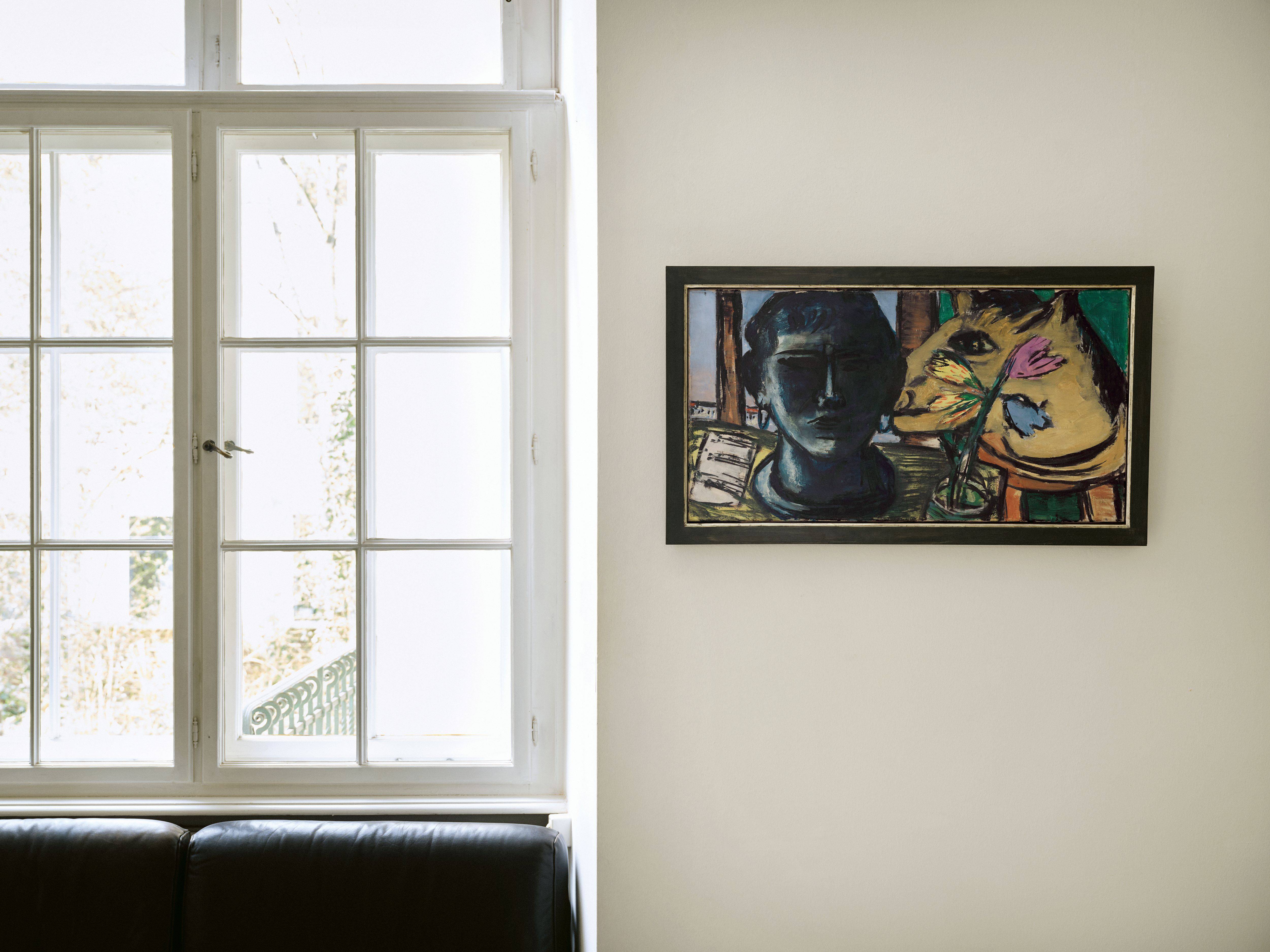Auf diesem Bild ist das folgende Kunstwerk zu sehen: Max Beckmann. „Stillleben mit Skulptur“. 1942.