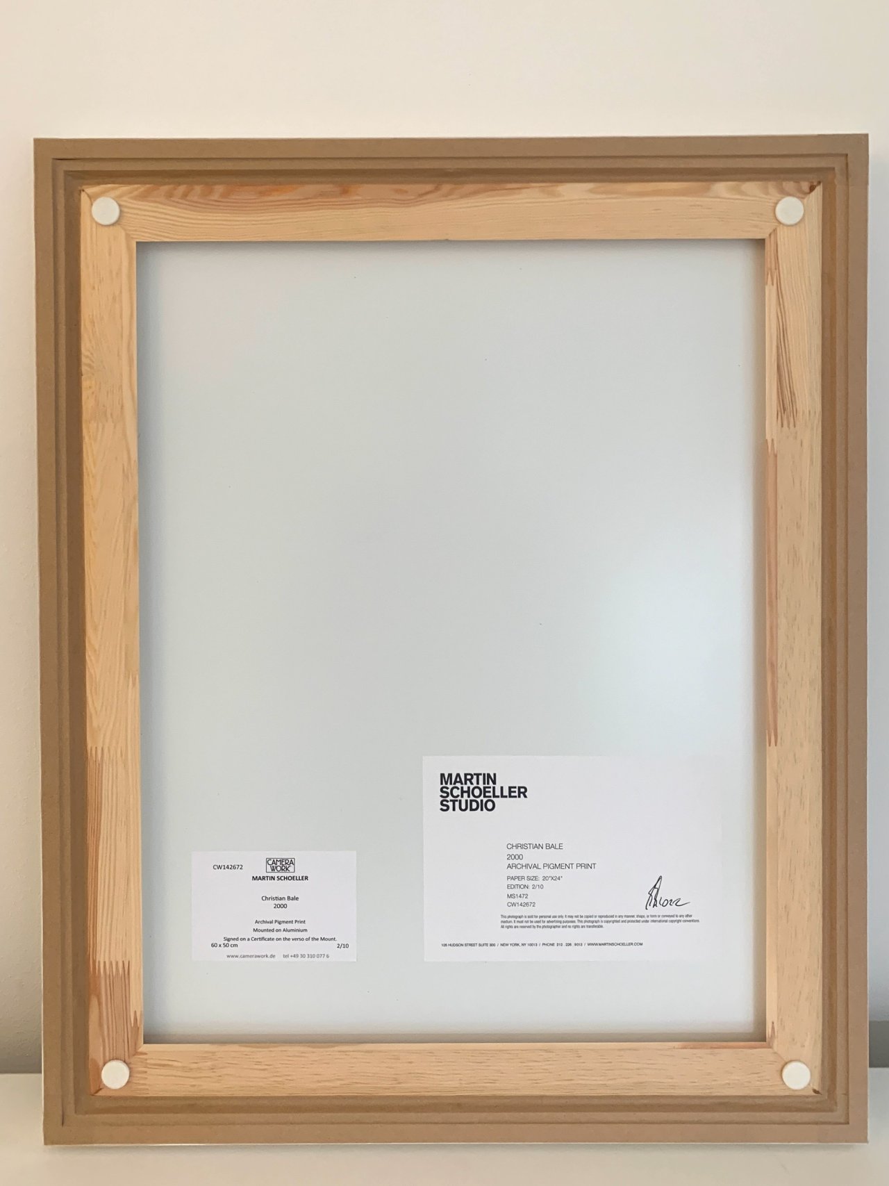 Auf diesem Bild ist das folgende Kunstwerk zu sehen: Martin Schoeller. Christian Bale. 2000.