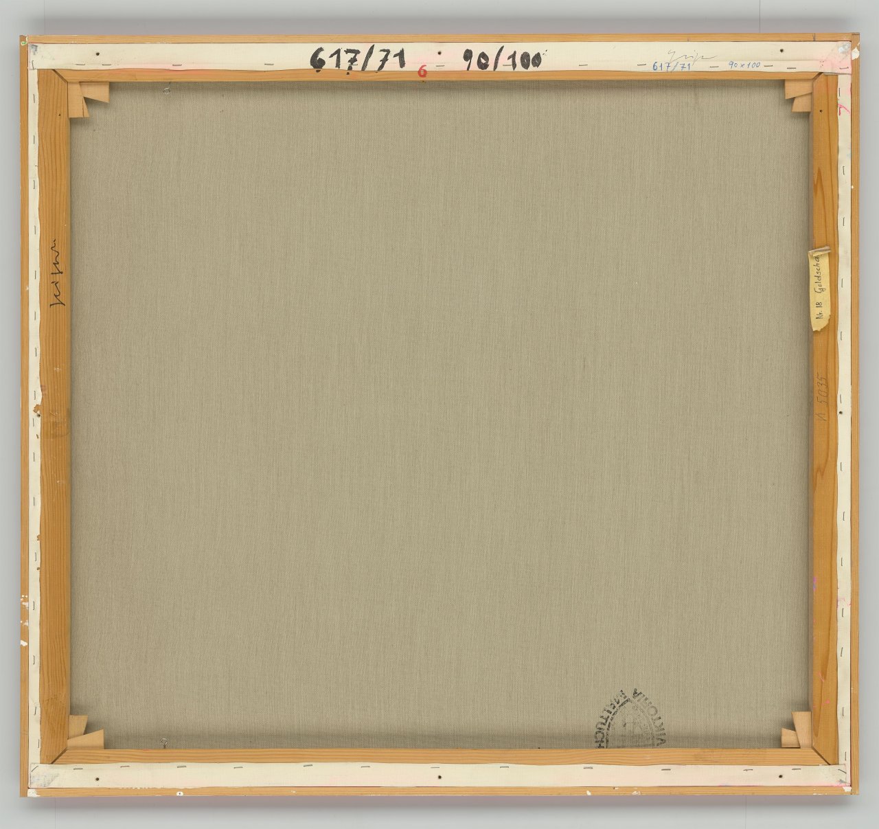 This picture shows the following artwork: Rupprecht Geiger. ”617/71”. 1971.