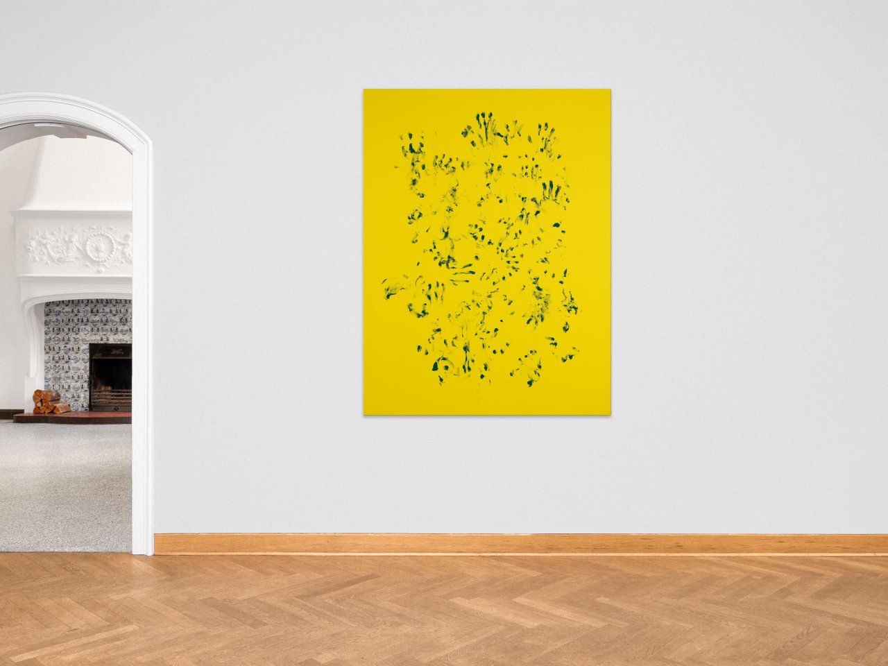 This picture shows the following artwork: Donna Huanca. ”Scarring/Branding”. 2015.