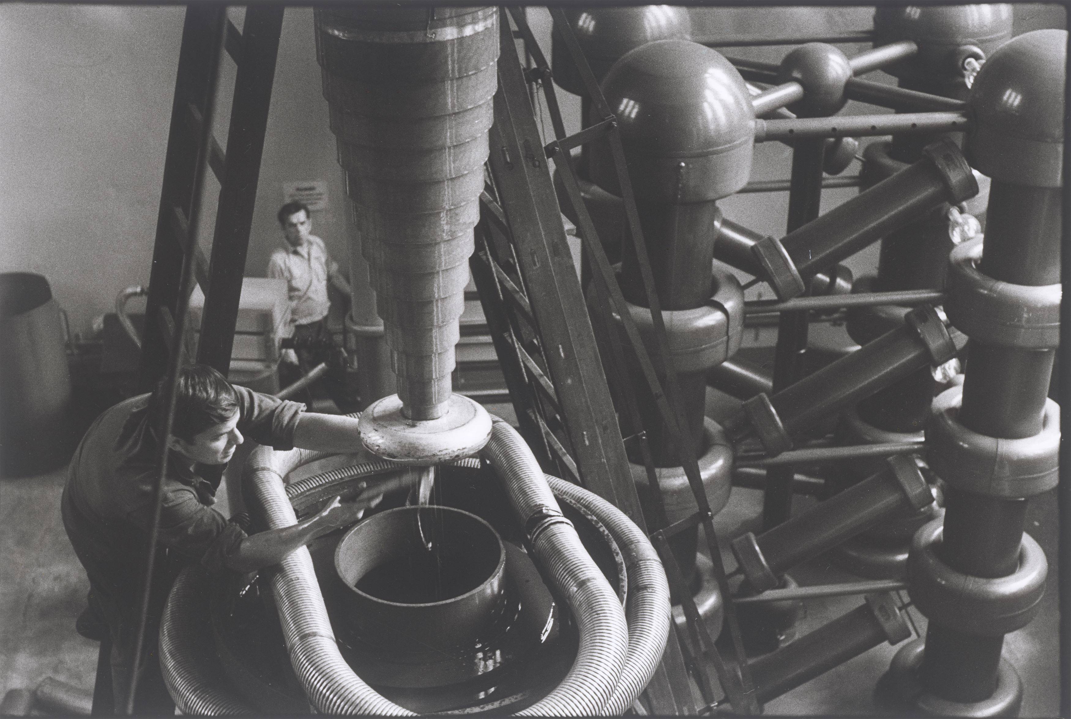 This picture shows the following artwork: Uwe Steinberg. VEB Hochspannungsprüffeld, Berlin (High-voltage test field, Berlin). 1968.