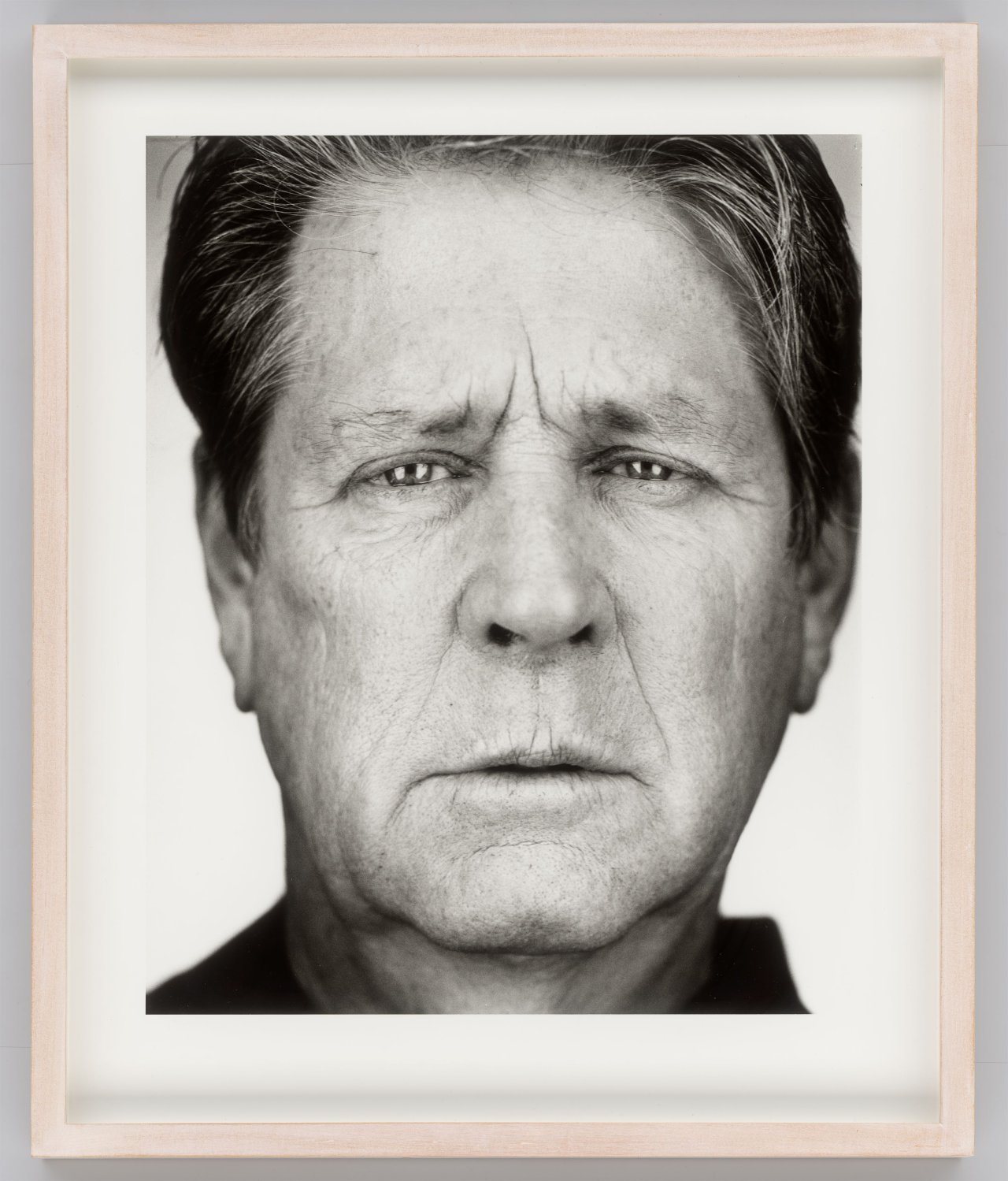 Auf diesem Bild ist das folgende Kunstwerk zu sehen: Martin Schoeller. Brian Wilson. 2004.