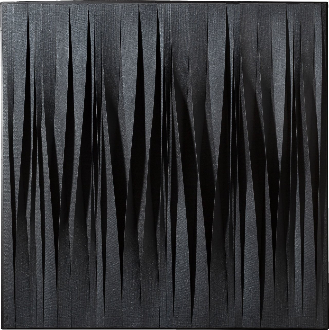 This picture shows the following artwork: Pino Manos. ”SINCRONICO NERO IN DIVENIRE”. 2015.