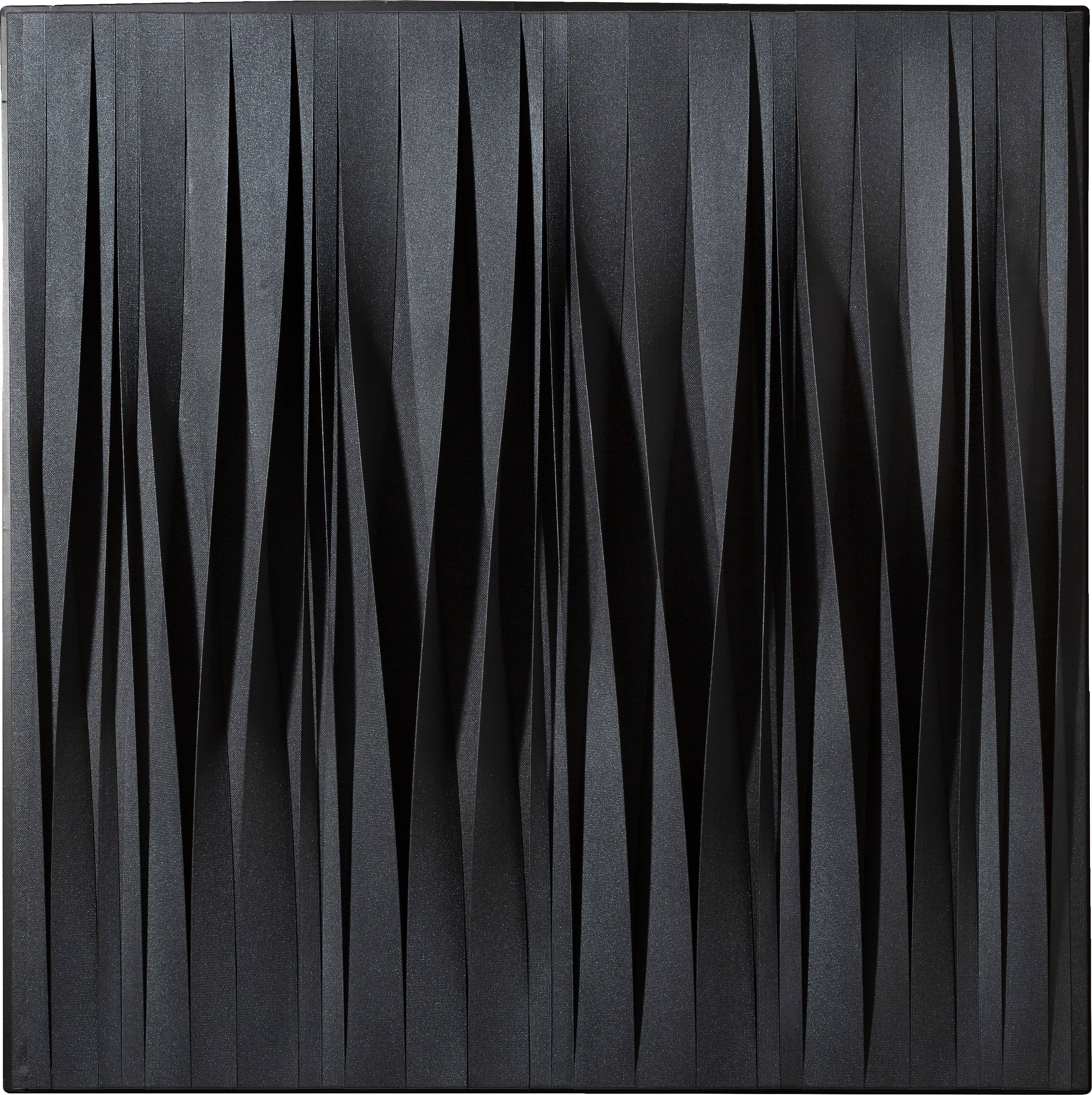 This picture shows the following artwork: Pino Manos. ”SINCRONICO NERO IN DIVENIRE”. 2015.
