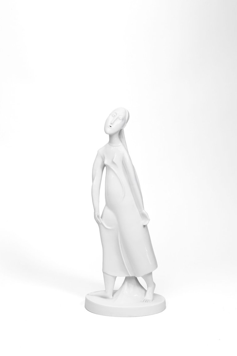 This picture shows the following artwork: Gerhard Marcks. ”Schreitende Schlafwandlerin”. 1919 / later moulding.