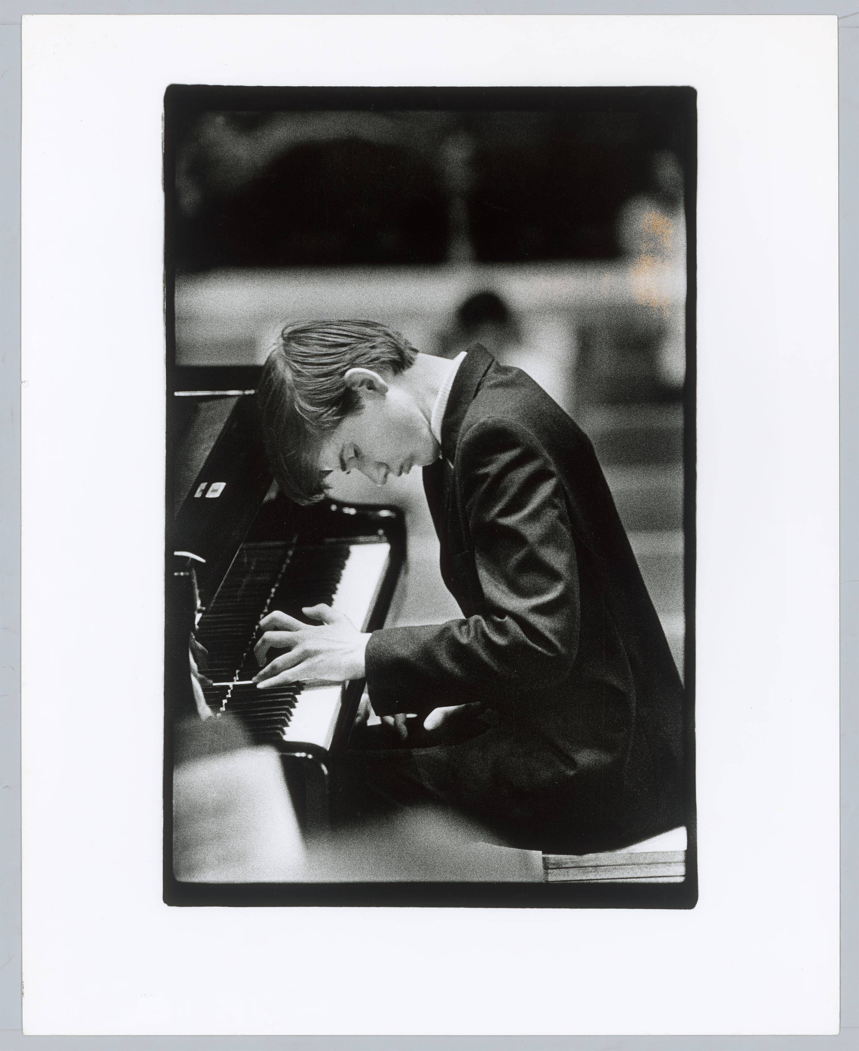 This picture shows the following artwork: Evelyn Richter. Musician Portraits. 1968–1975.