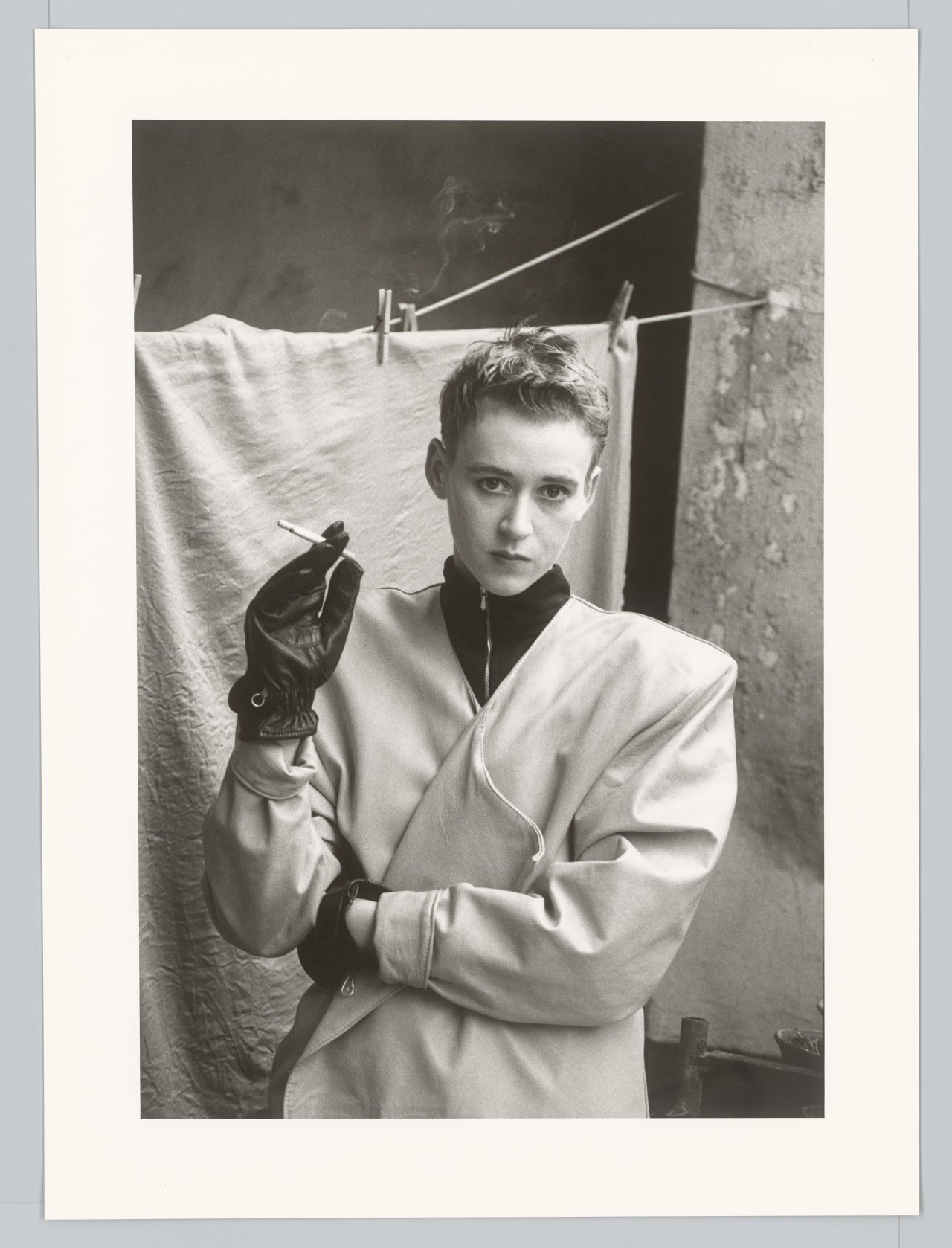 This picture shows the following artwork: Sibylle Bergemann. ”'Allerleihrauh', Frieda, Berlin”. 1988.