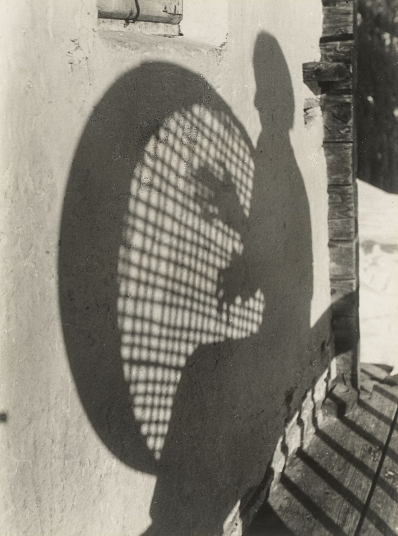 This picture shows the following artwork: Dr. Paul Wolff. Farmer mending a grain sieve. Circa 1930.