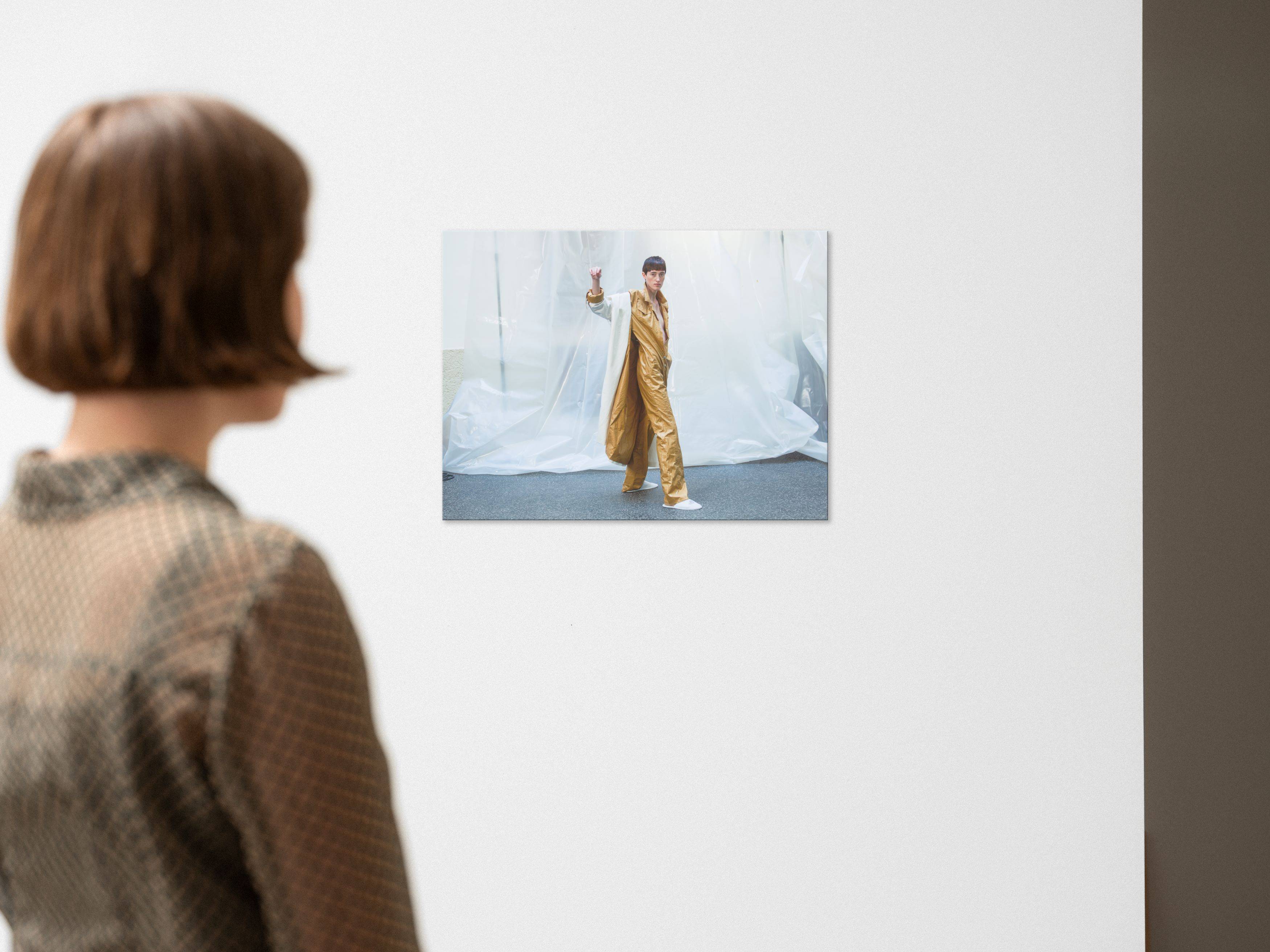 This picture shows the following artwork: Elfie Semotan. ”Louise Streissler”. 2017.