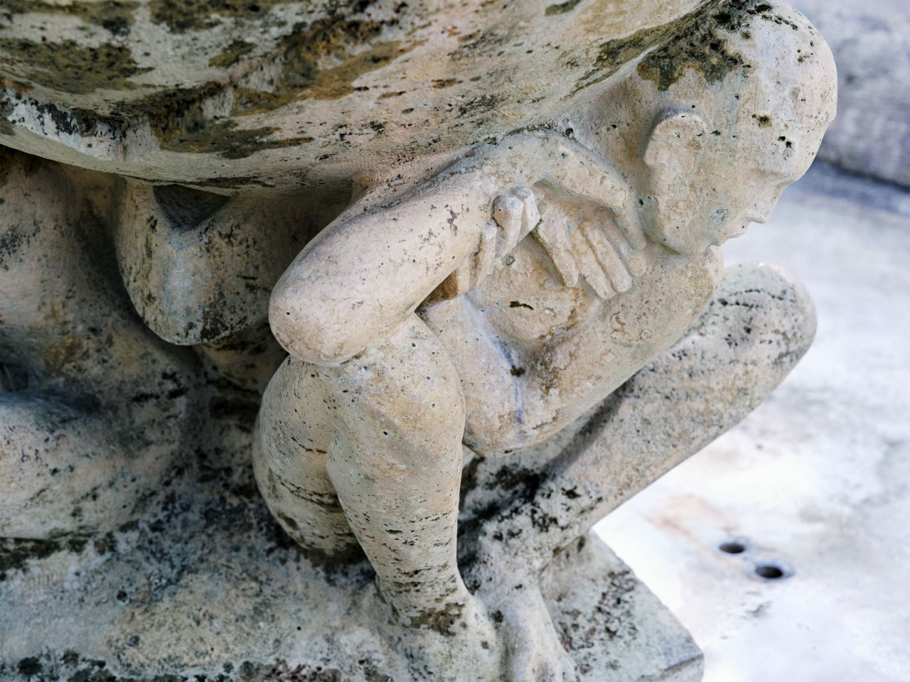 Auf diesem Bild ist das folgende Kunstwerk zu sehen: Georg Kolbe. „Tänzerinnen–Brunnen“. 1922.