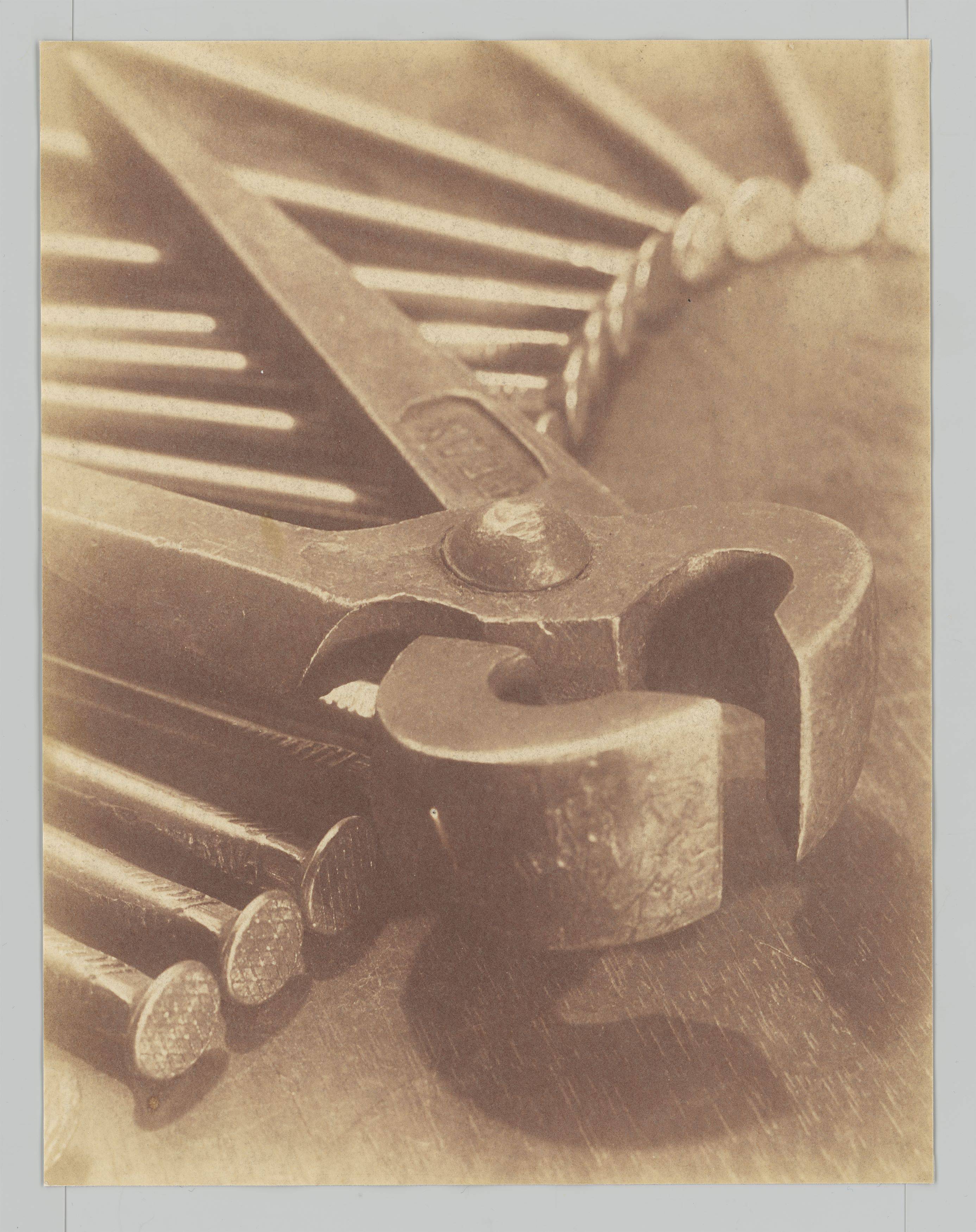 This picture shows the following artwork: Pierre Dubreuil. Antithèse. 1929.