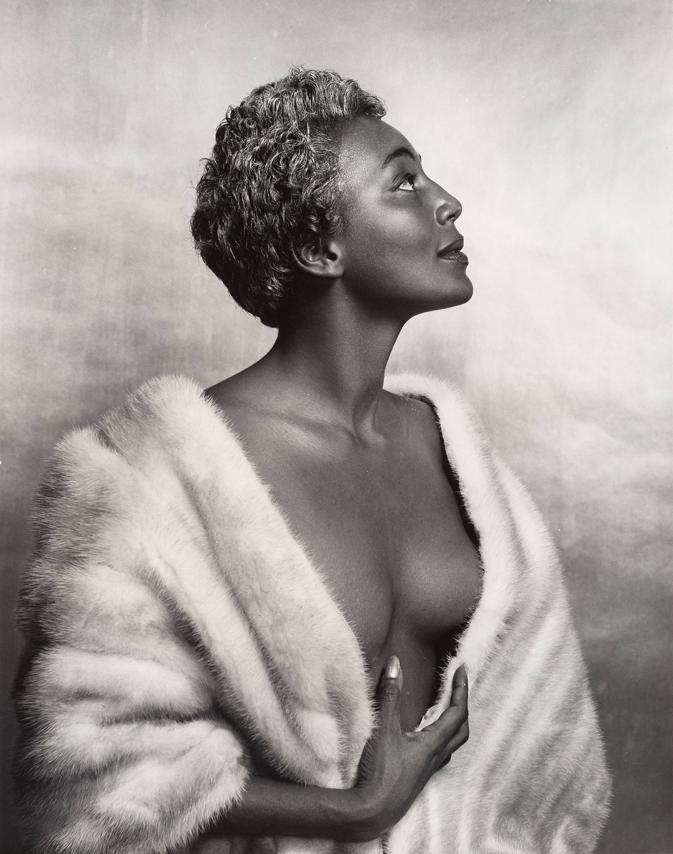 This picture shows the following artwork: Philippe Halsman. Joyce Bryant. 1954.