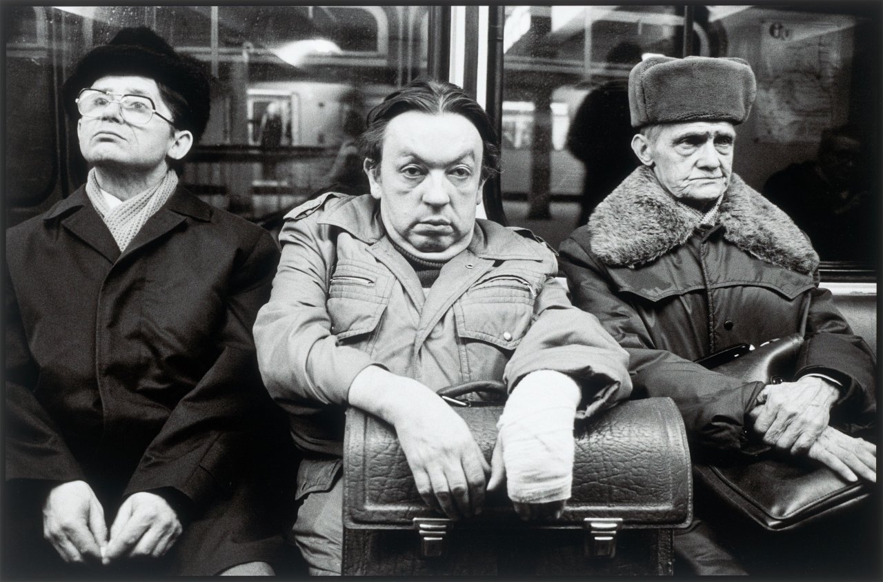 This picture shows the following artwork: Harald Hauswald. ”U-Bahn-Linie A” / Fest an der Panke. Each 1987.