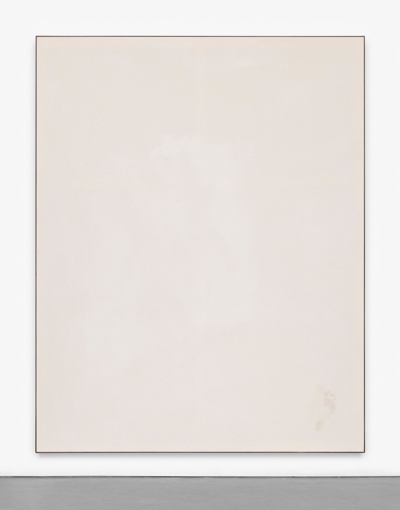 This picture shows the following artwork: David Ostrowski. ”F (Auch die schönste Frau ist an den Füssen zu Ende, Elena's feet)”. 2013.