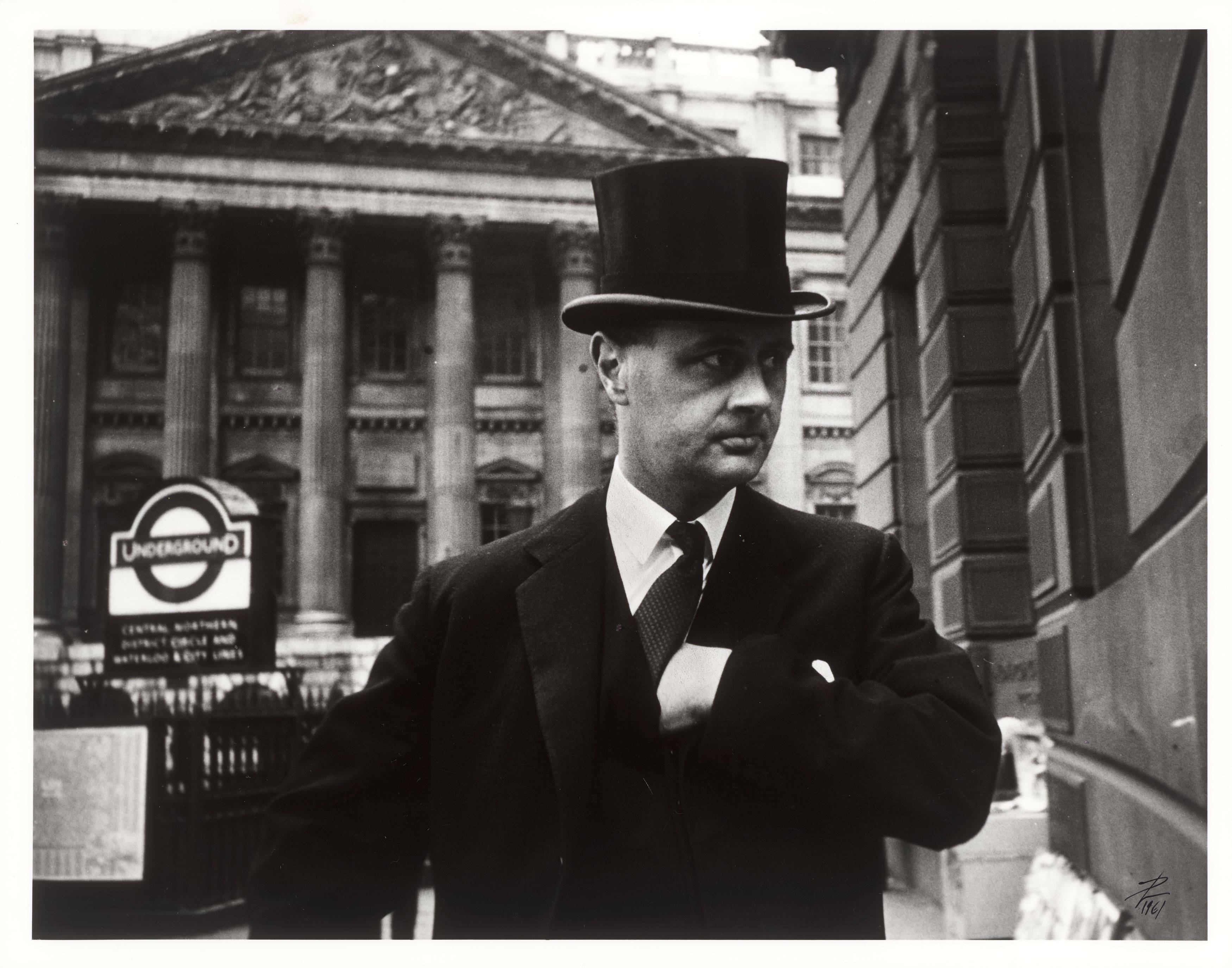 This picture shows the following artwork: Lutz Dille. ”London”. 1961.