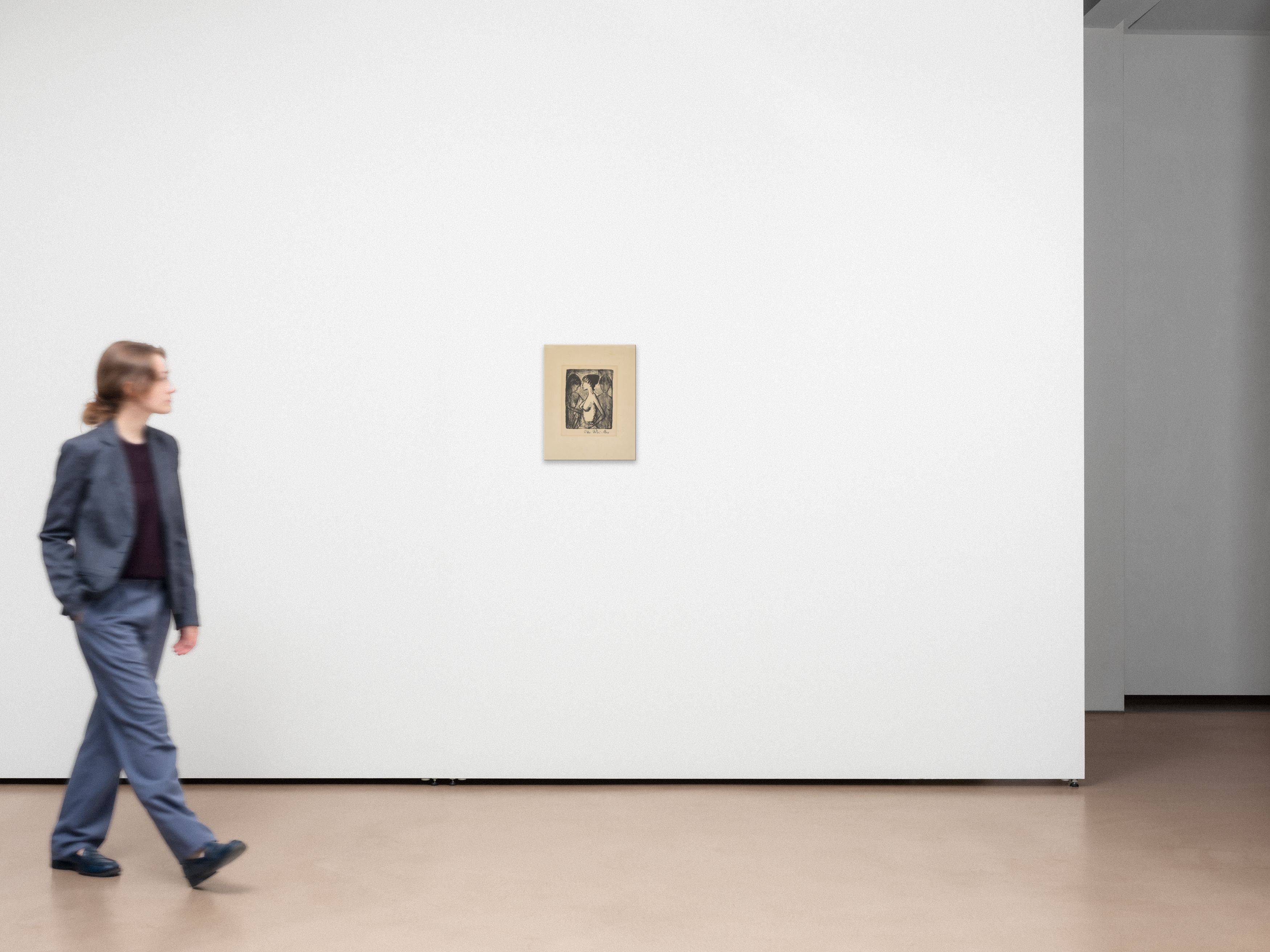 This picture shows the following artwork: Otto Mueller. ”Mädchen-Halbakt im Profil (vor einem Bild)”. 1922.