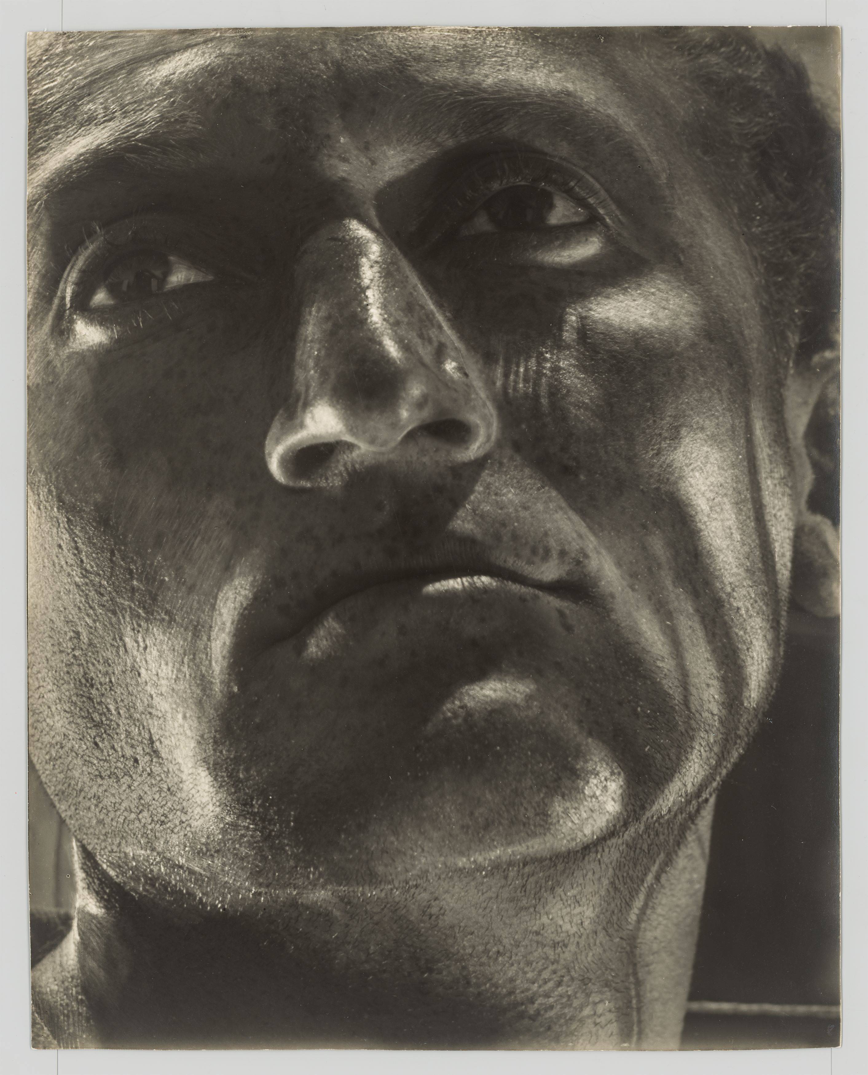 This picture shows the following artwork: Helmar Lerski (i.e. Schmuklerski, Israel). Metamorphosis through Light, Tel-Aviv. 1935–1936.
