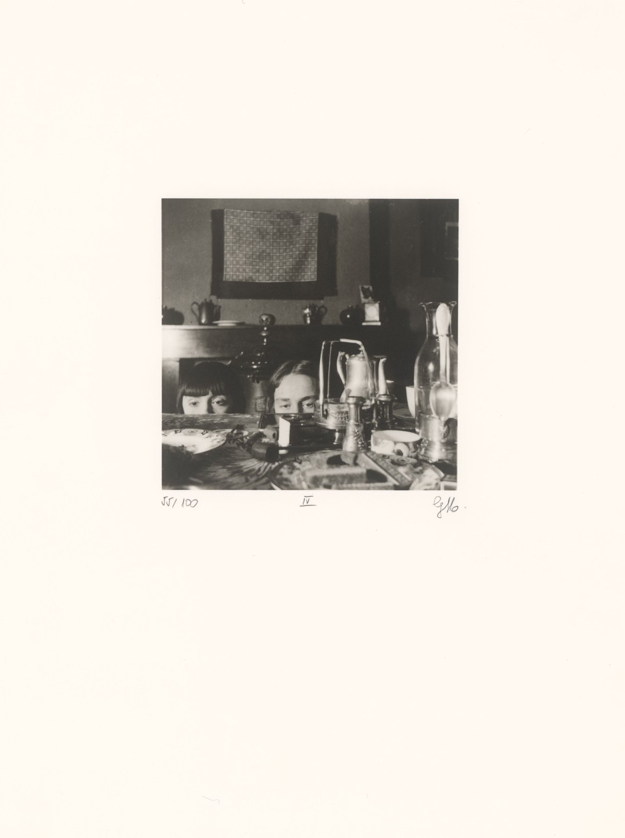 This picture shows the following artwork: René Magritte. La Fidélité des Images, 1928–1955.