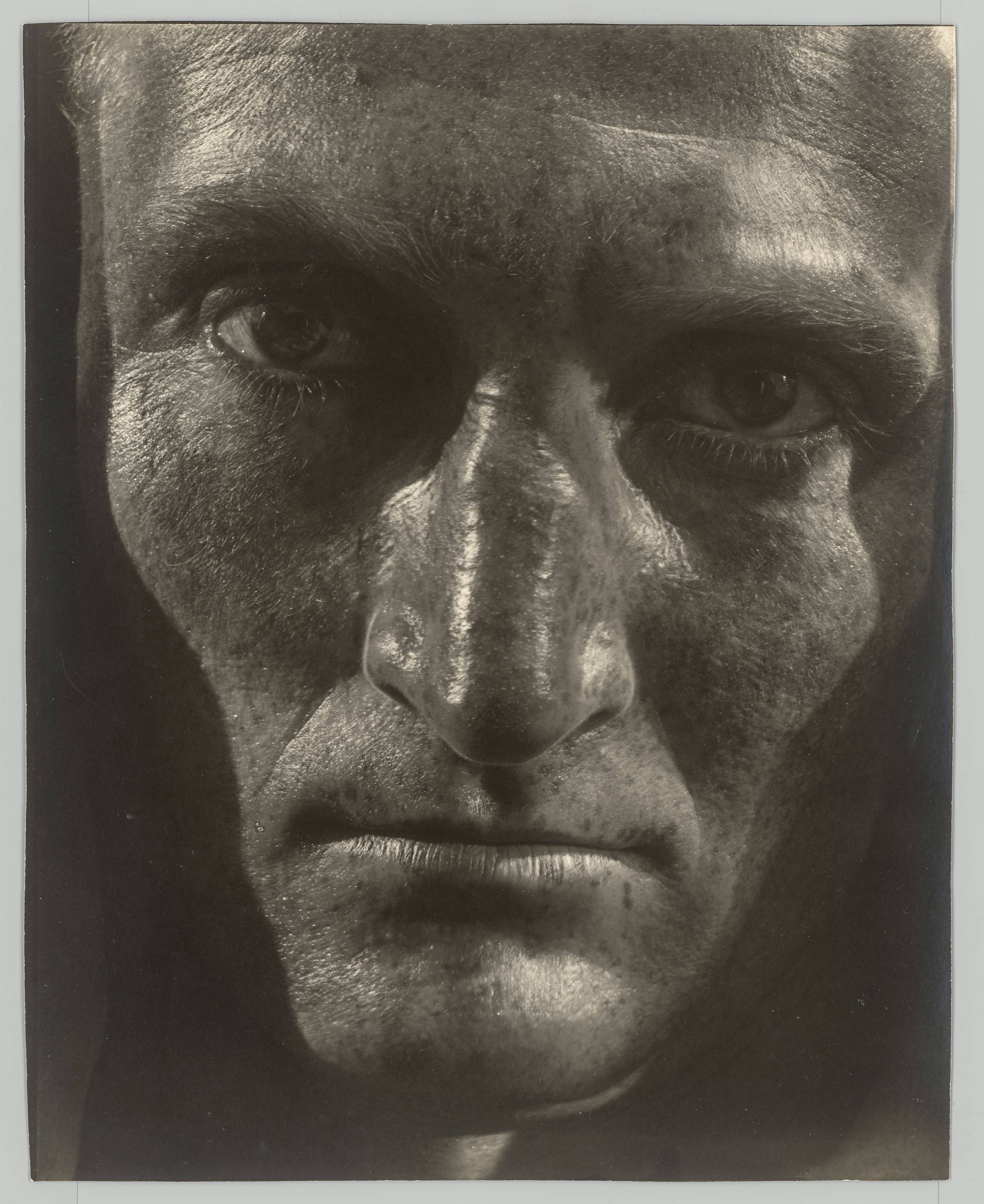 This picture shows the following artwork: Helmar Lerski (i.e. Schmuklerski, Israel). Metamorphosis through Light, Tel-Aviv. 1935–1936.