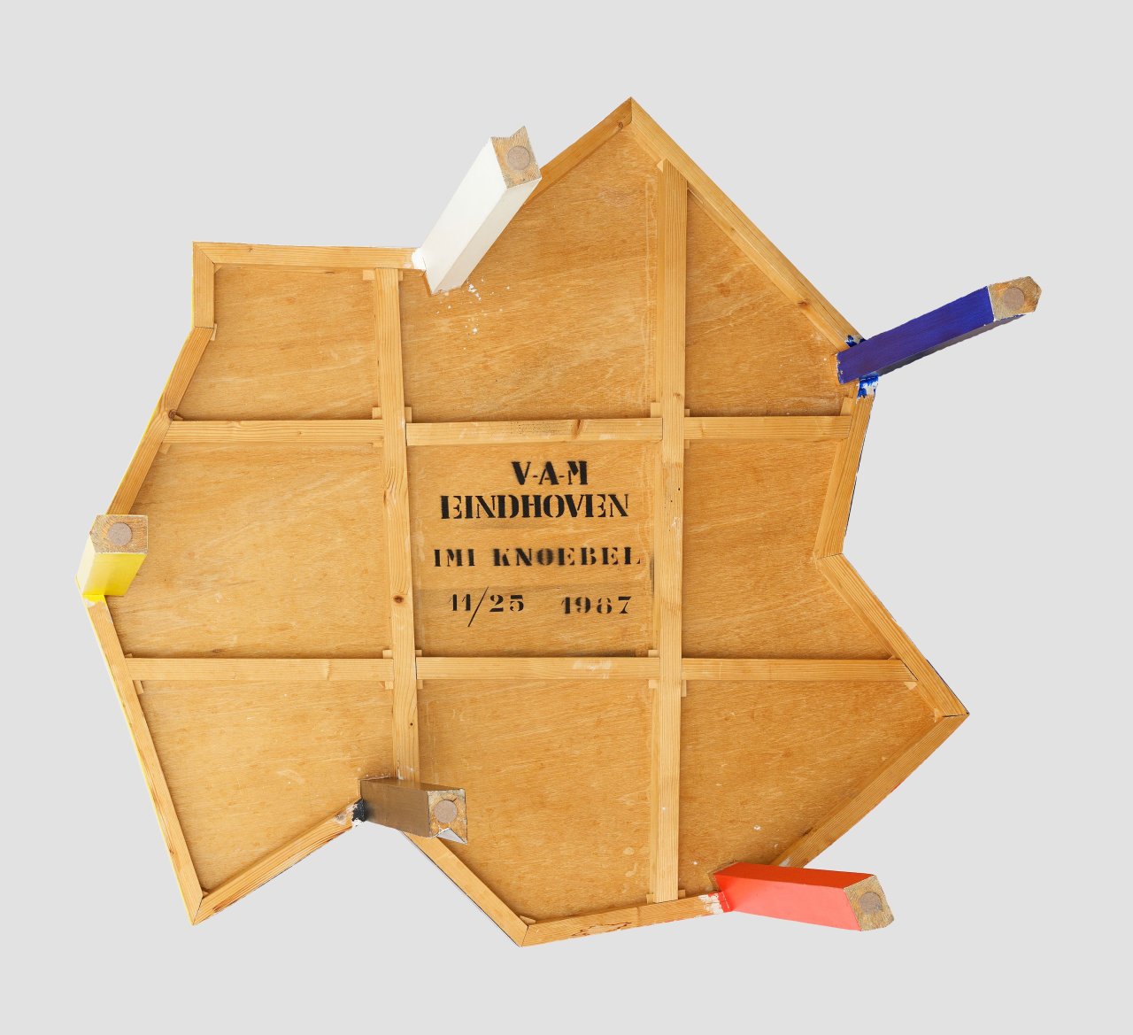 This picture shows the following artwork: Imi Knoebel. Table. 1987.