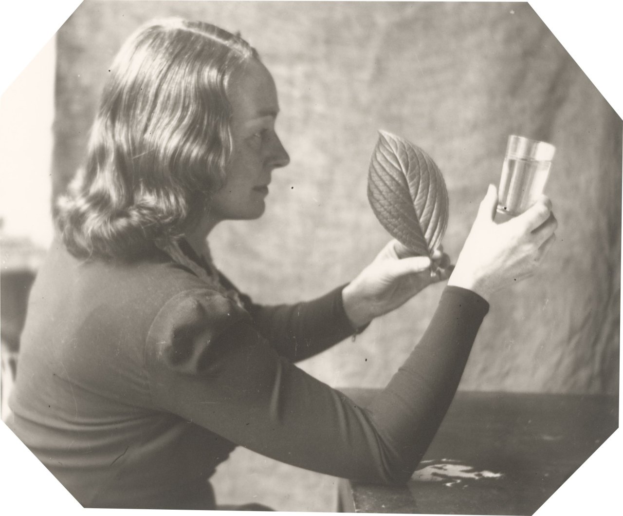 This picture shows the following artwork: René Magritte. La Fidélité des Images, 1928–1955.