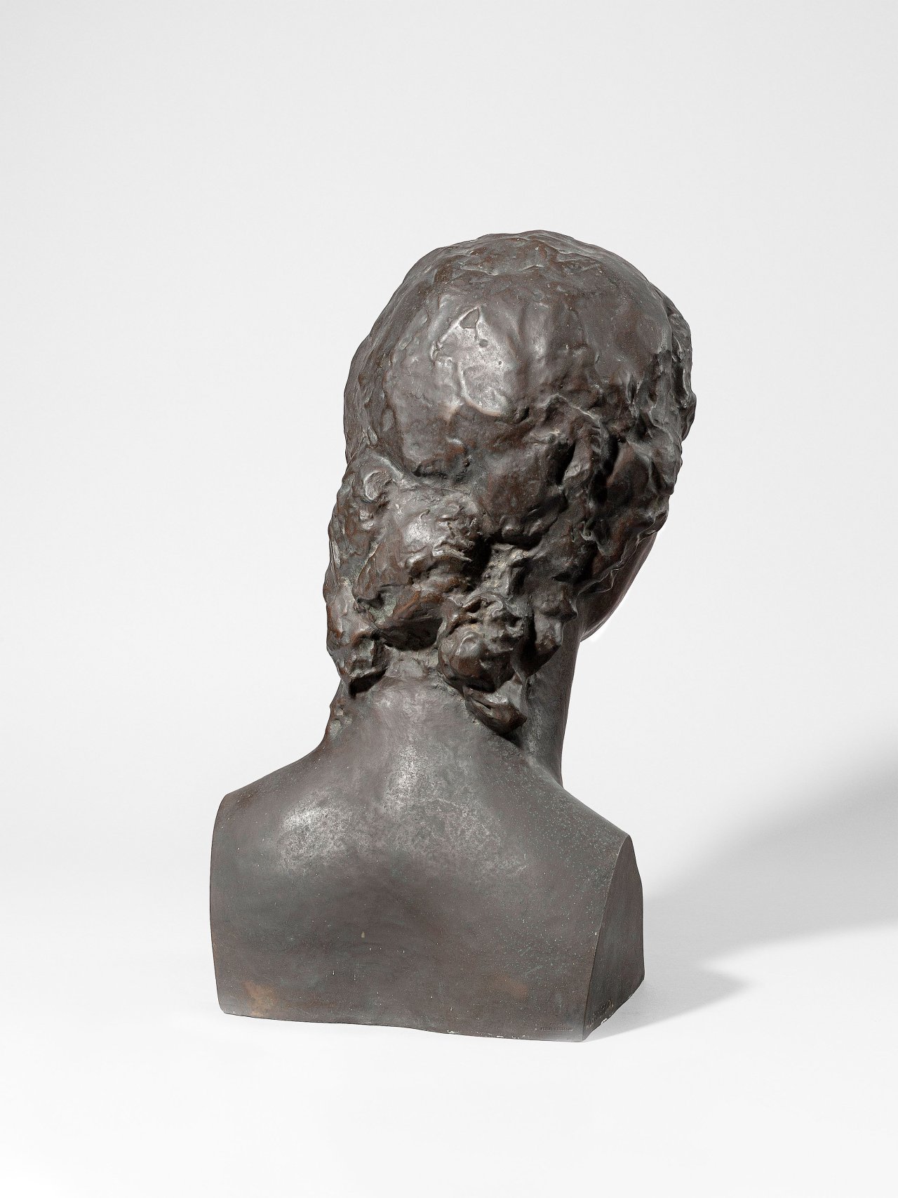 This picture shows the following artwork: Wilhelm Lehmbruck. ”Kopf Frau L”. 1909/10.