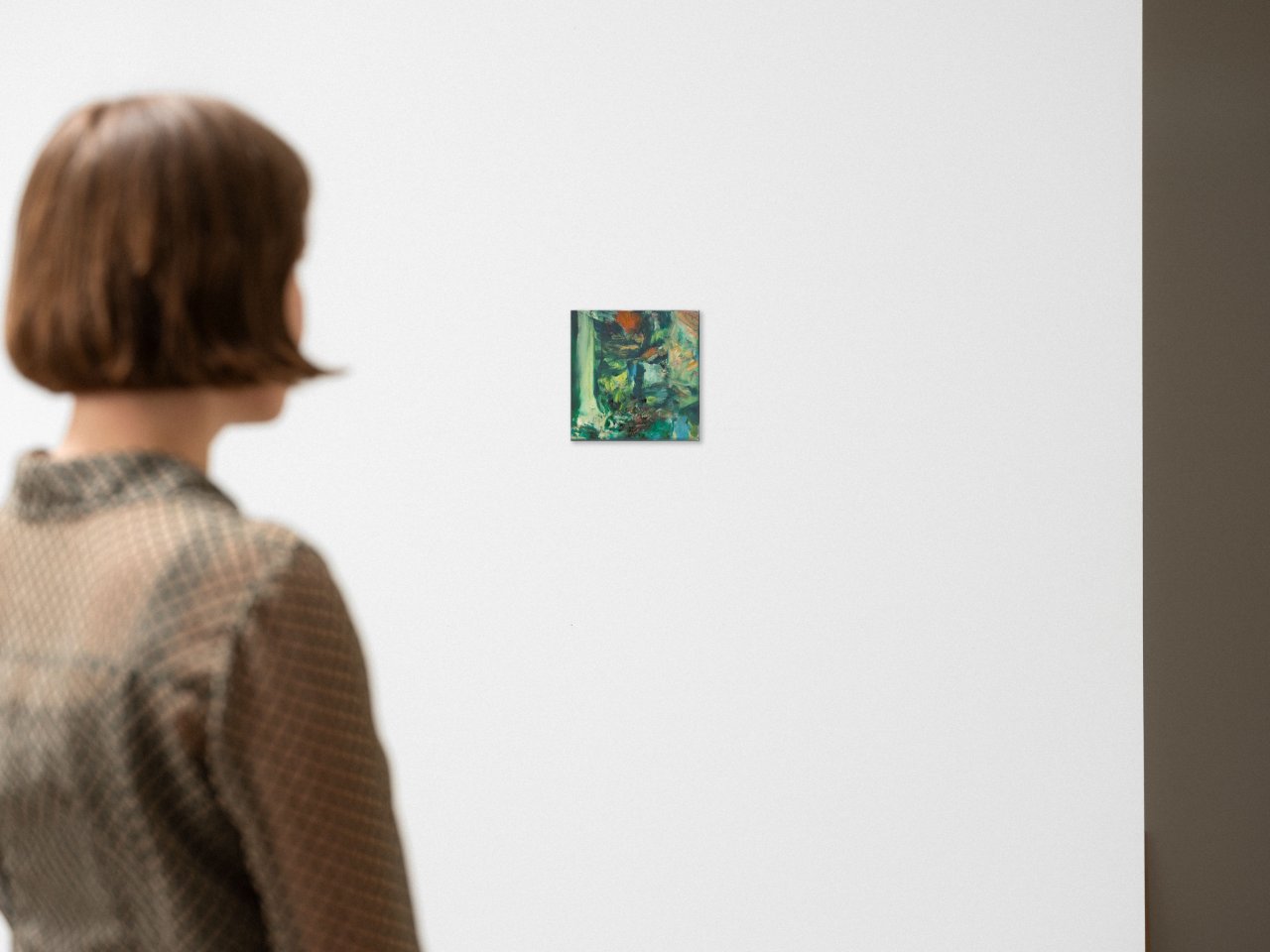 Auf diesem Bild ist das folgende Kunstwerk zu sehen: Sarah Cunningham. „Woodland Window“. 2021.