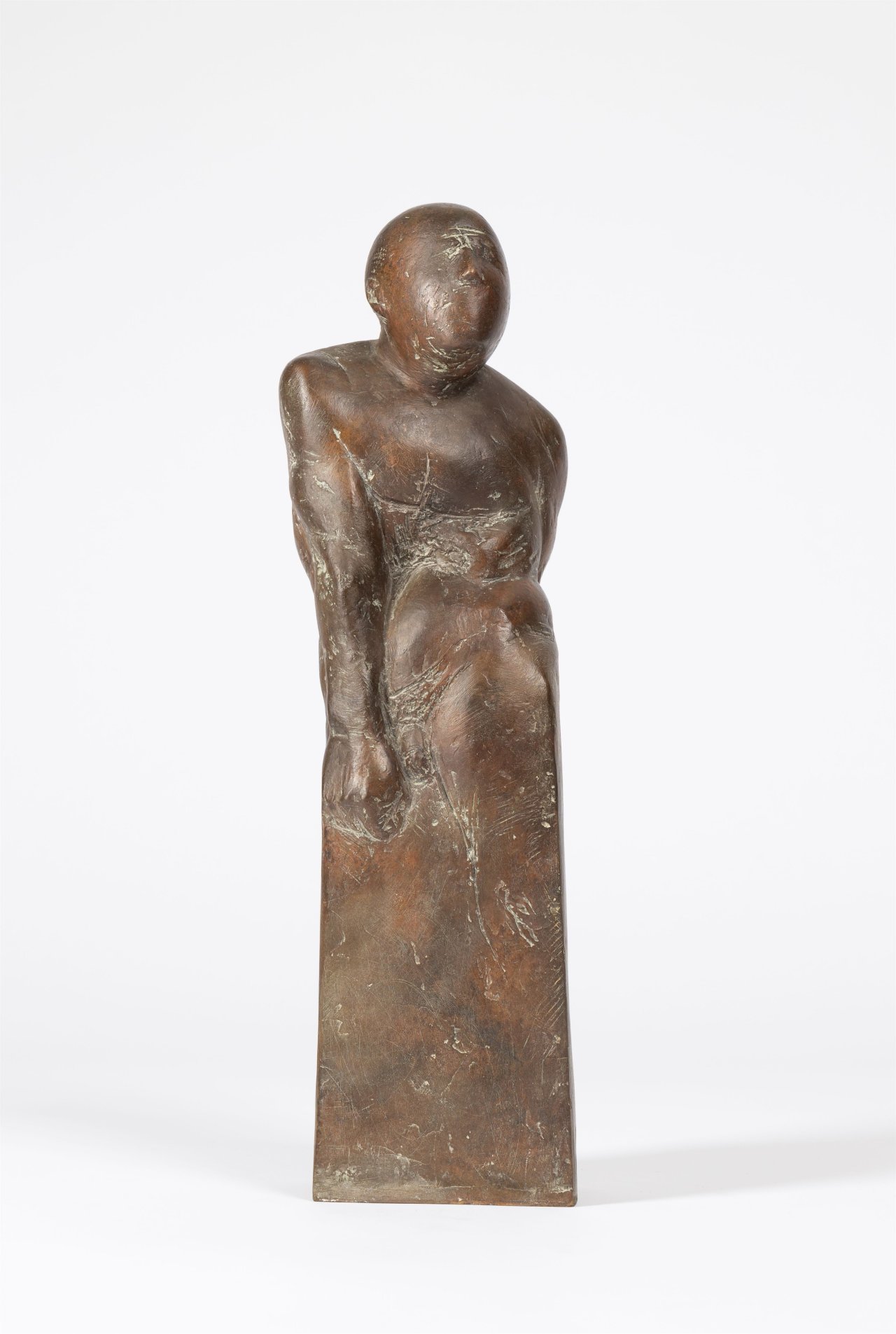Auf diesem Bild ist das folgende Kunstwerk zu sehen: Waldemar Otto. „Sockeltorso XXII (Hephästos I)“. 1987.